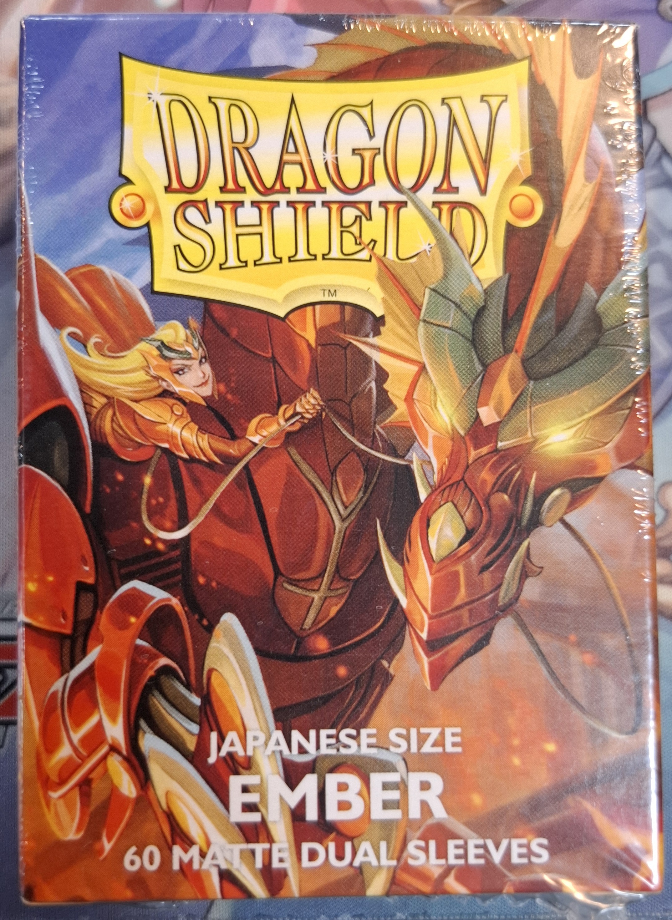 龍盾日版尺寸 60霧面雙層卡套 EMBER