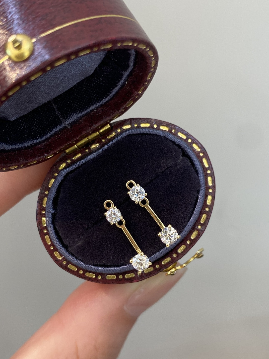 18K Diamond Earrings 