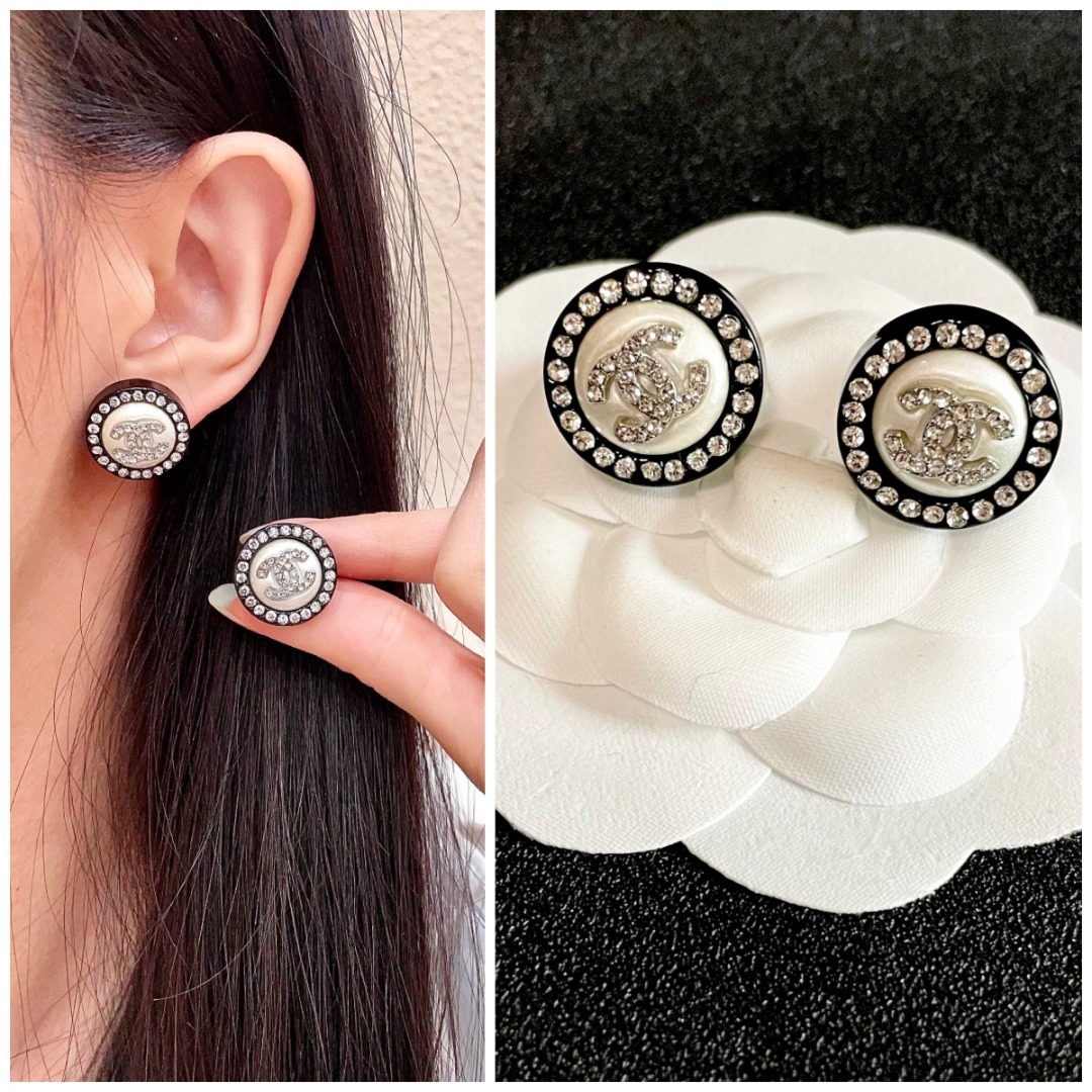 CHANEL 圓形水鑽CC耳環