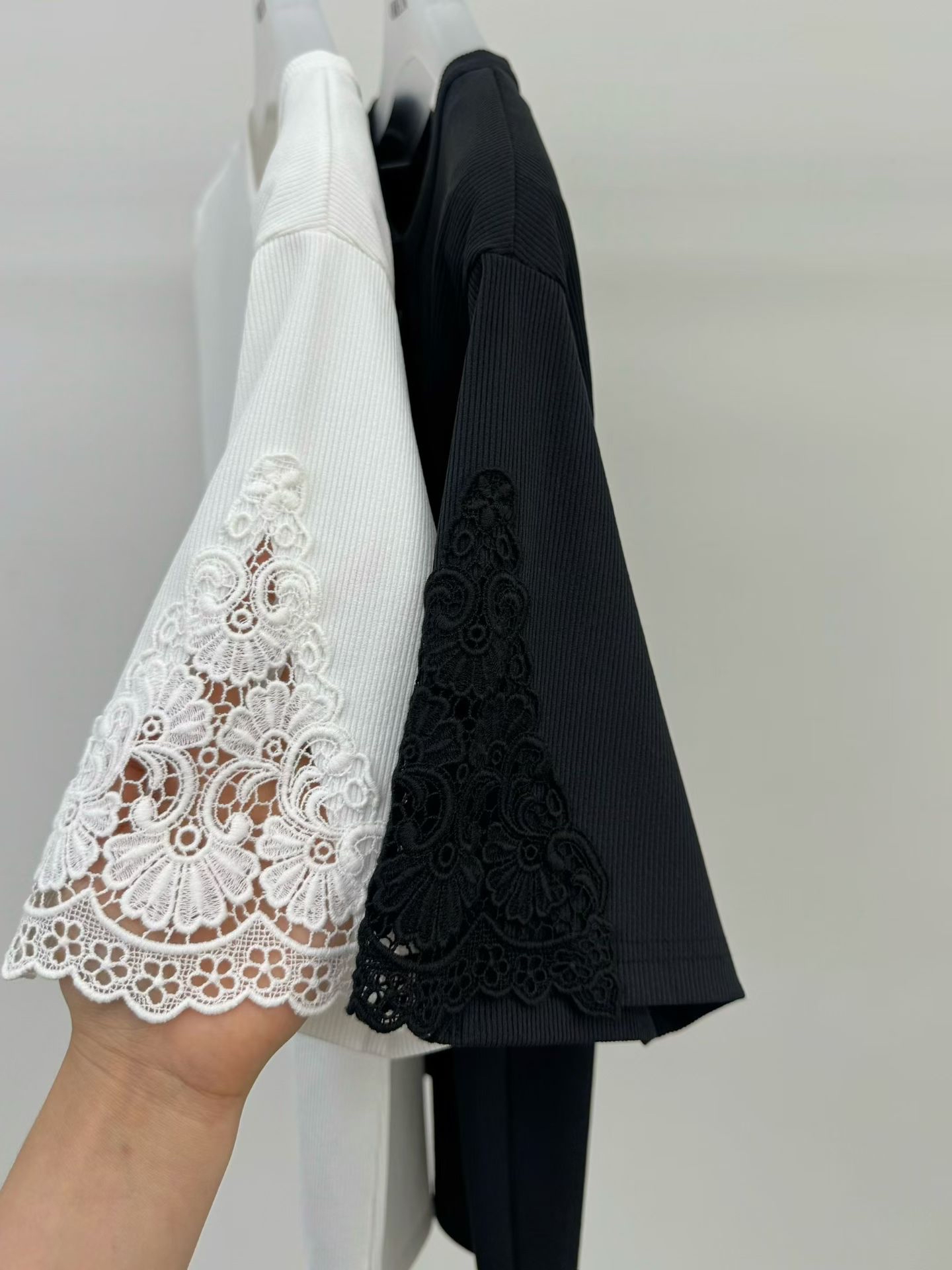 Lace 袖坑紋 Tee