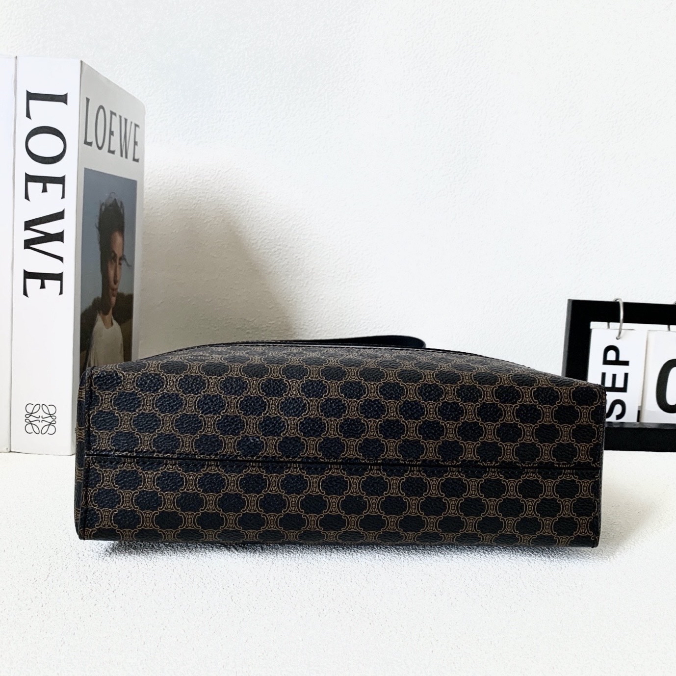 【預訂貨品】Celine黑花拼皮tote bag