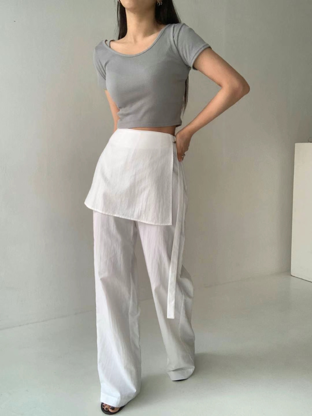 High-Waisted Wide-Leg Pants with Wrap Skirt Overlay ‖ 绑带裙片拼接高腰阔腿裤KR04744