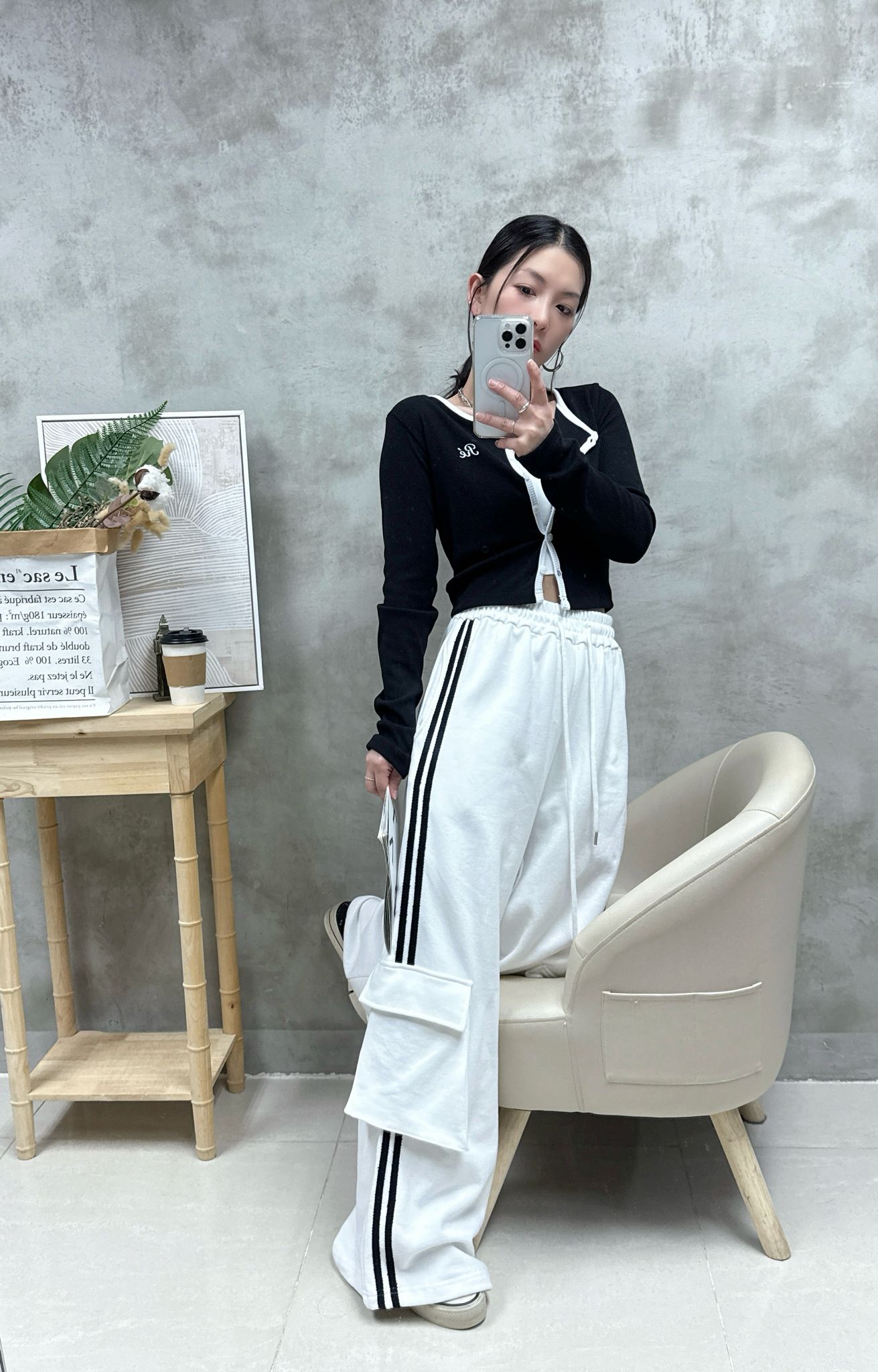 B12 拼色暗紋外套