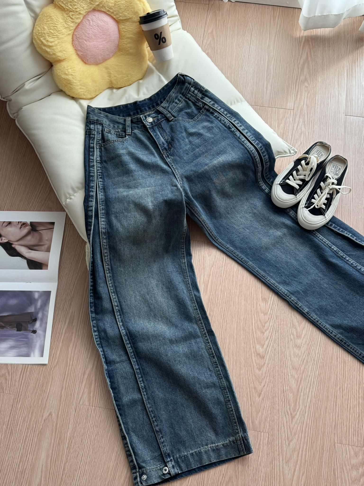 Arrow Straight Leg Jeans | Blue