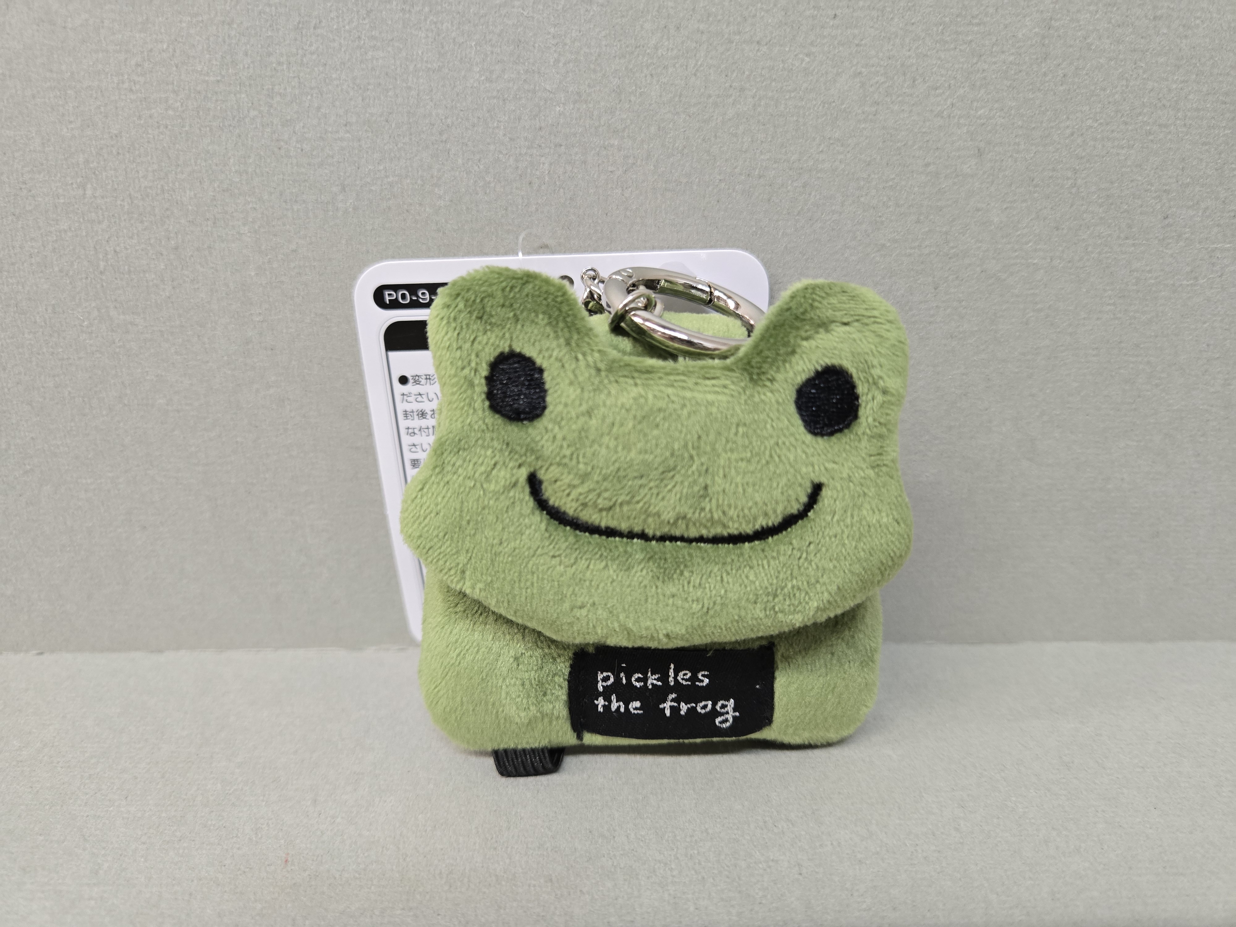 Pickles綠色天鵝绒布青蛙頭背包掛飾(可以公仔用及人用掛飾）
