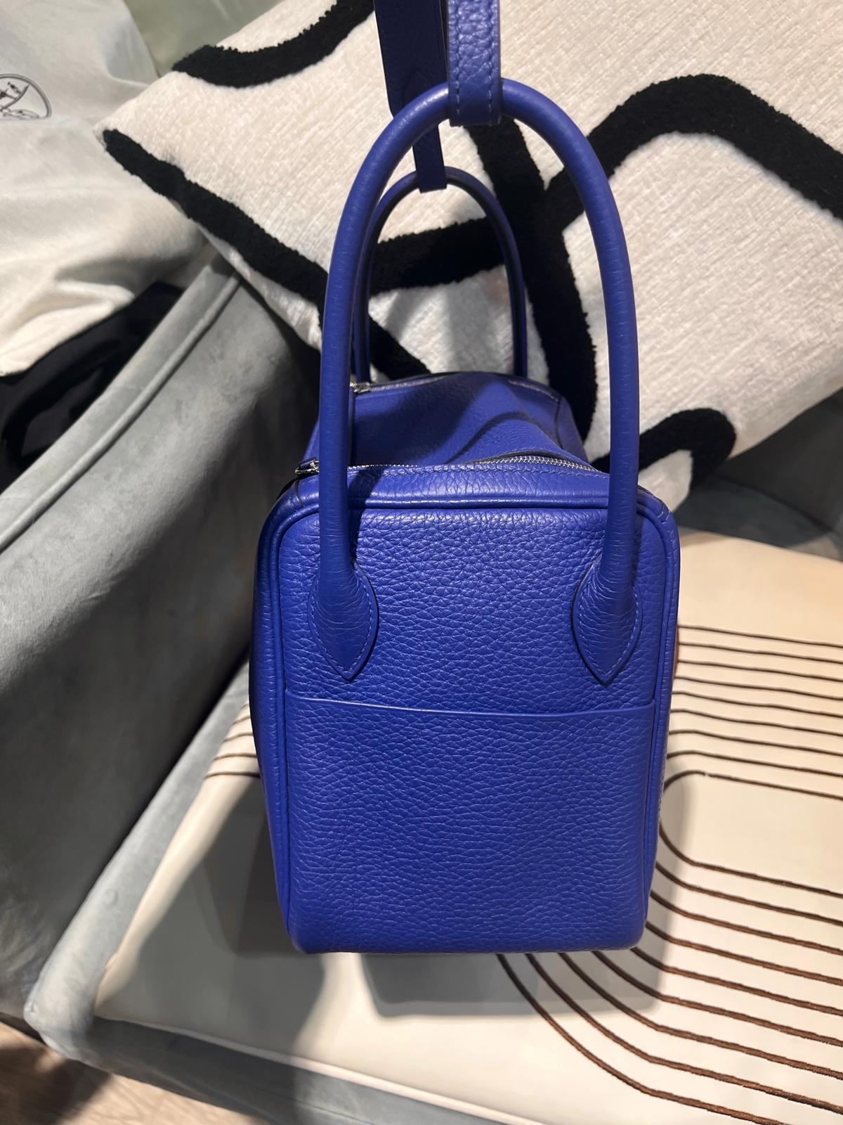 Hermes Lindy 26 Stamp A 電光藍 100%Authentic, 98%New ☑️Dust bag