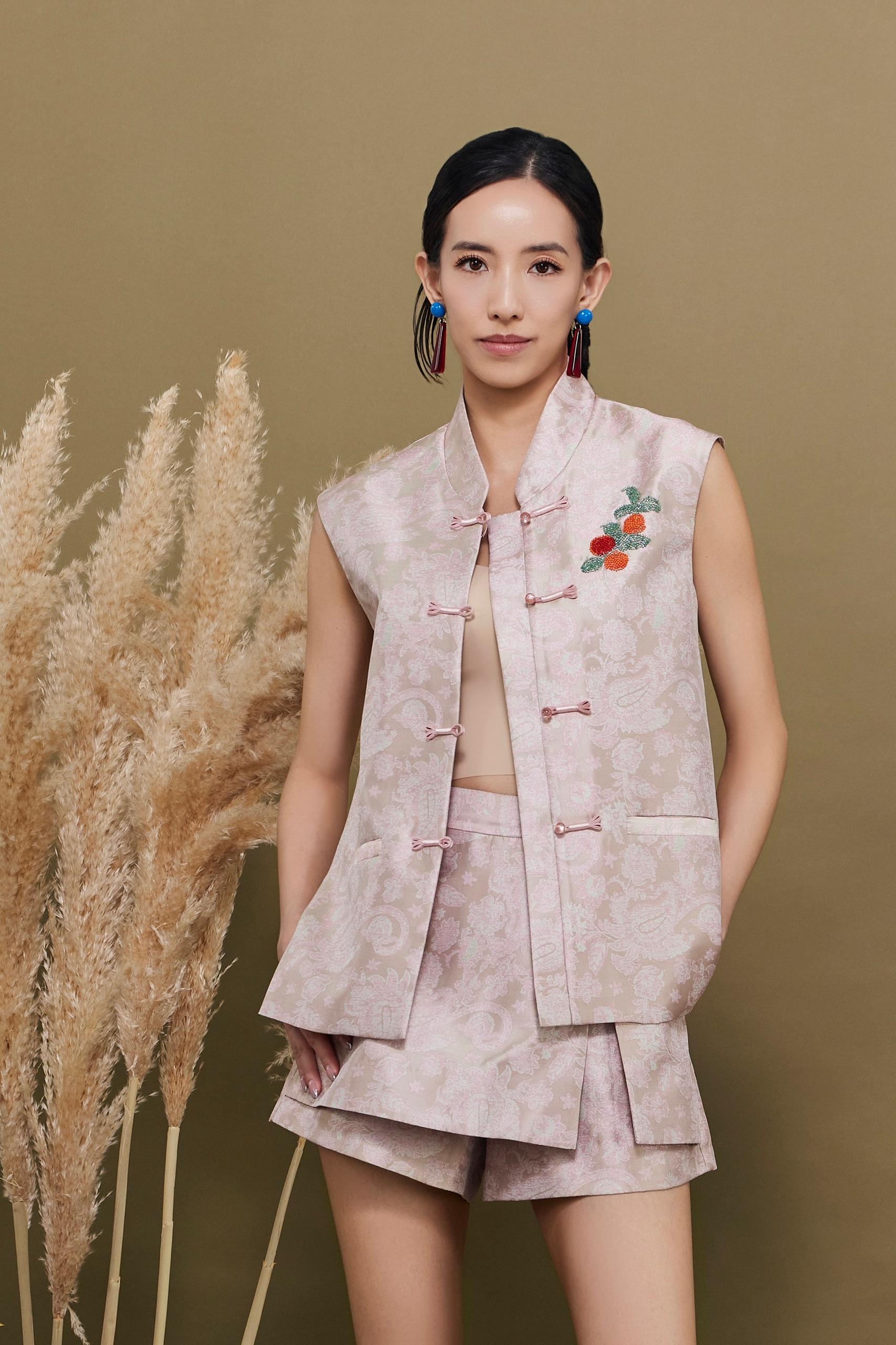 CB2792 Embroidered Jacquard Vest