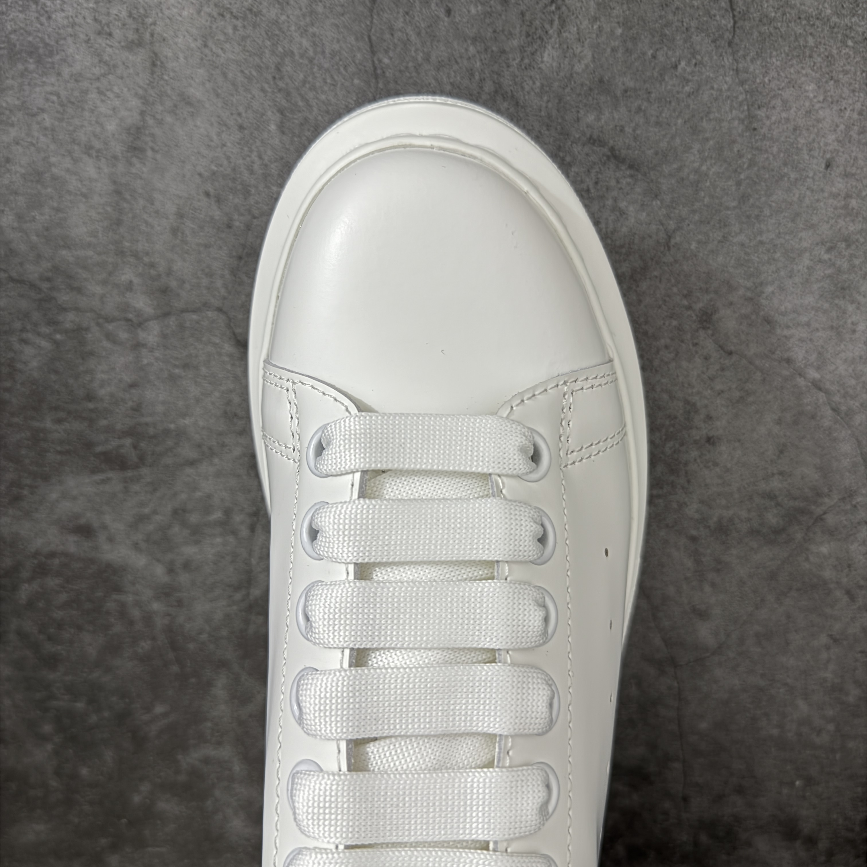 Alexander McQueen Oversized Sneaker