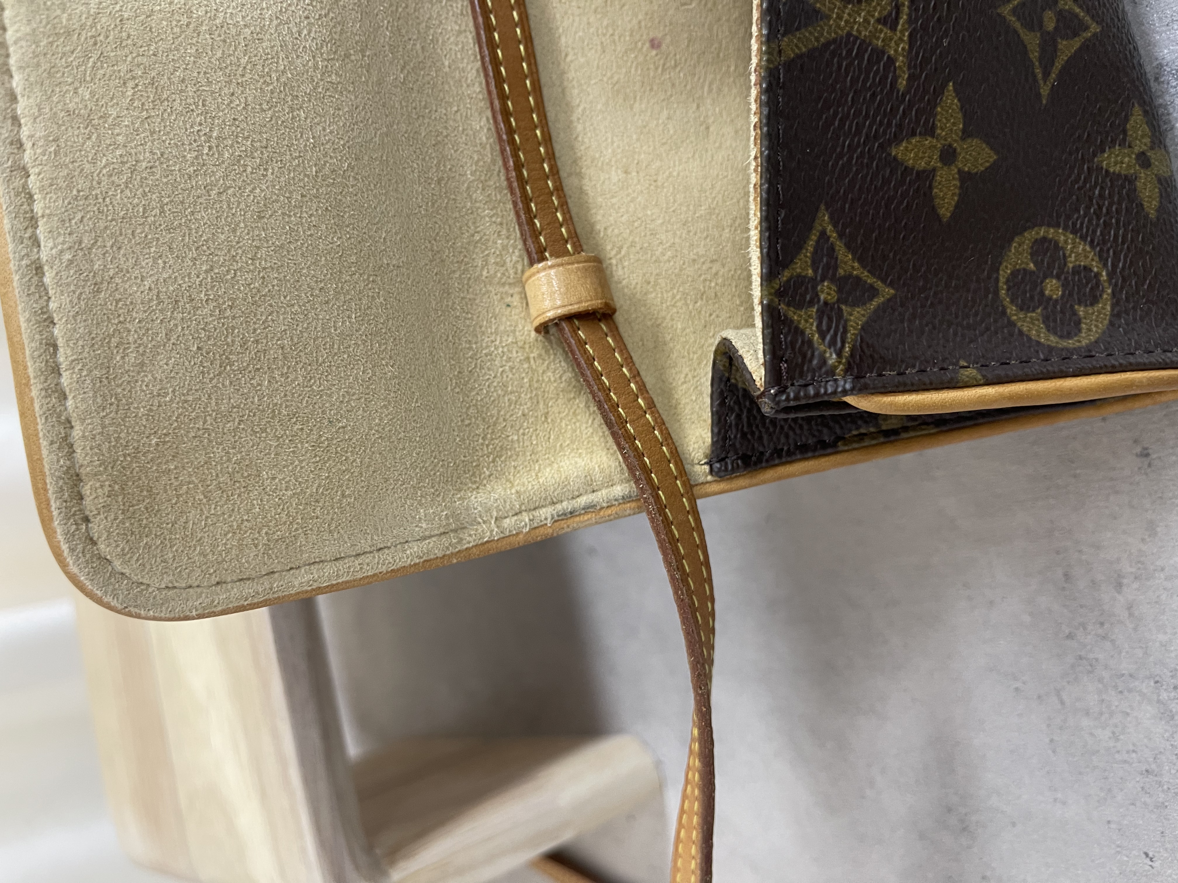 Pre-owned Louis Vuitton Monogram Pochette Twin PM/ Product Code: 26012508