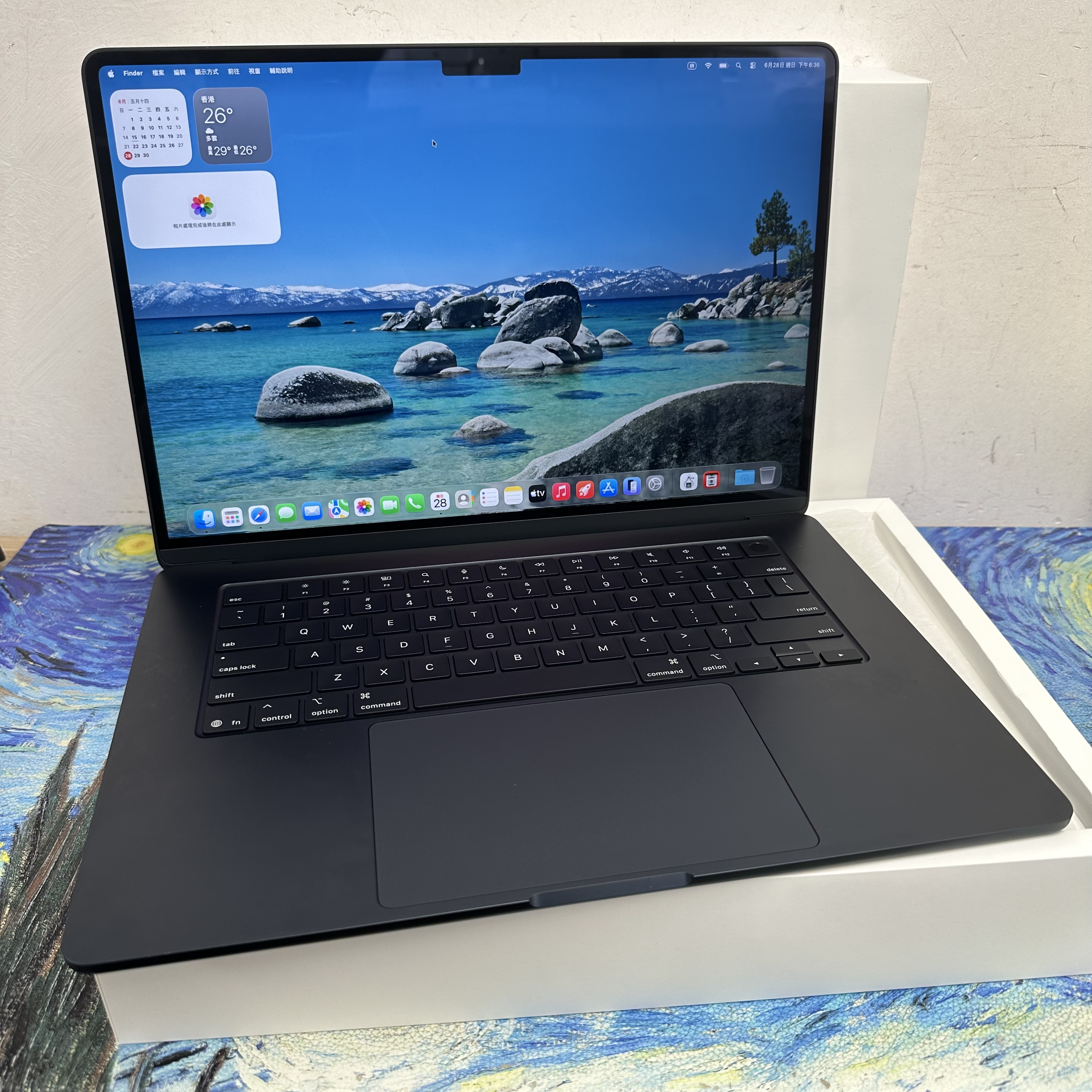#5896 全新質素APPLE  MacBook Air M4 2025 M4 CPU/ 16GB Ram/256GB SSD/10核心GPU/Liquid Retina Mon/15吋/午夜藍色/Gaming Laptop / Notebook / 超強續航能力/文書機 / 畫圖 / 剪片 / Movie / Netflix