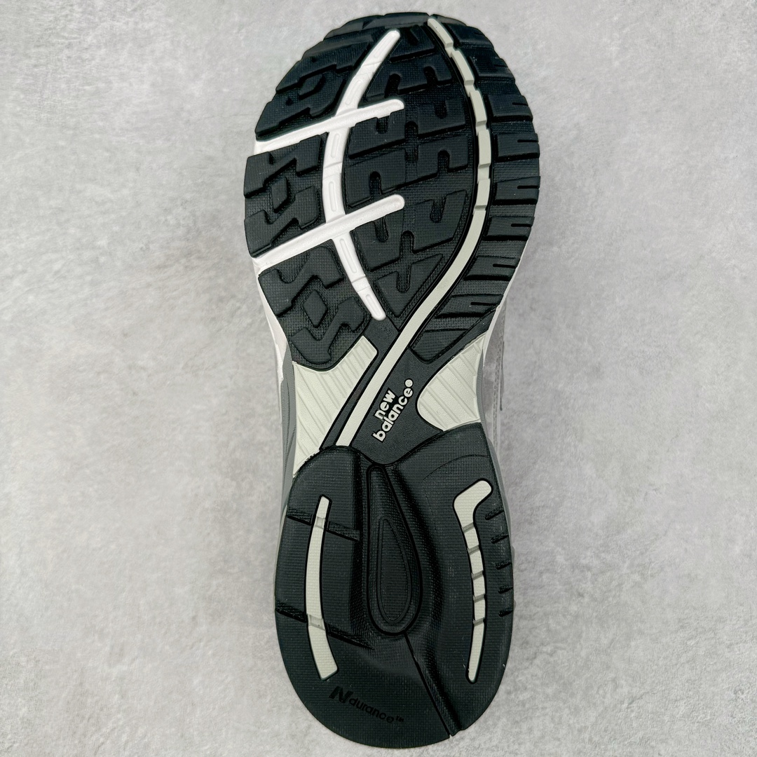 New Balance 993 MR993GL