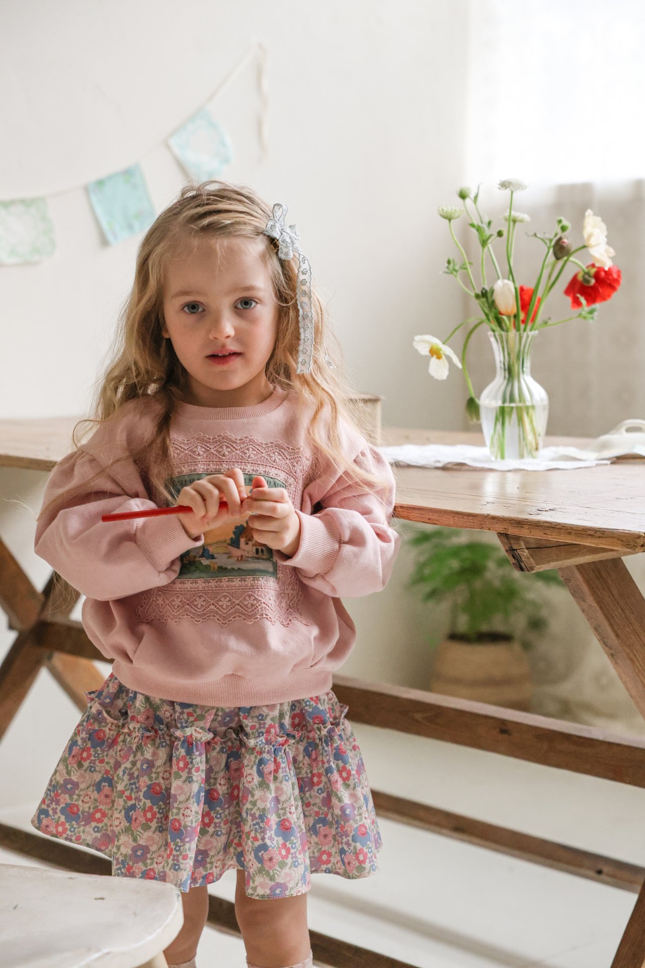 Lace Top / 花花短裙