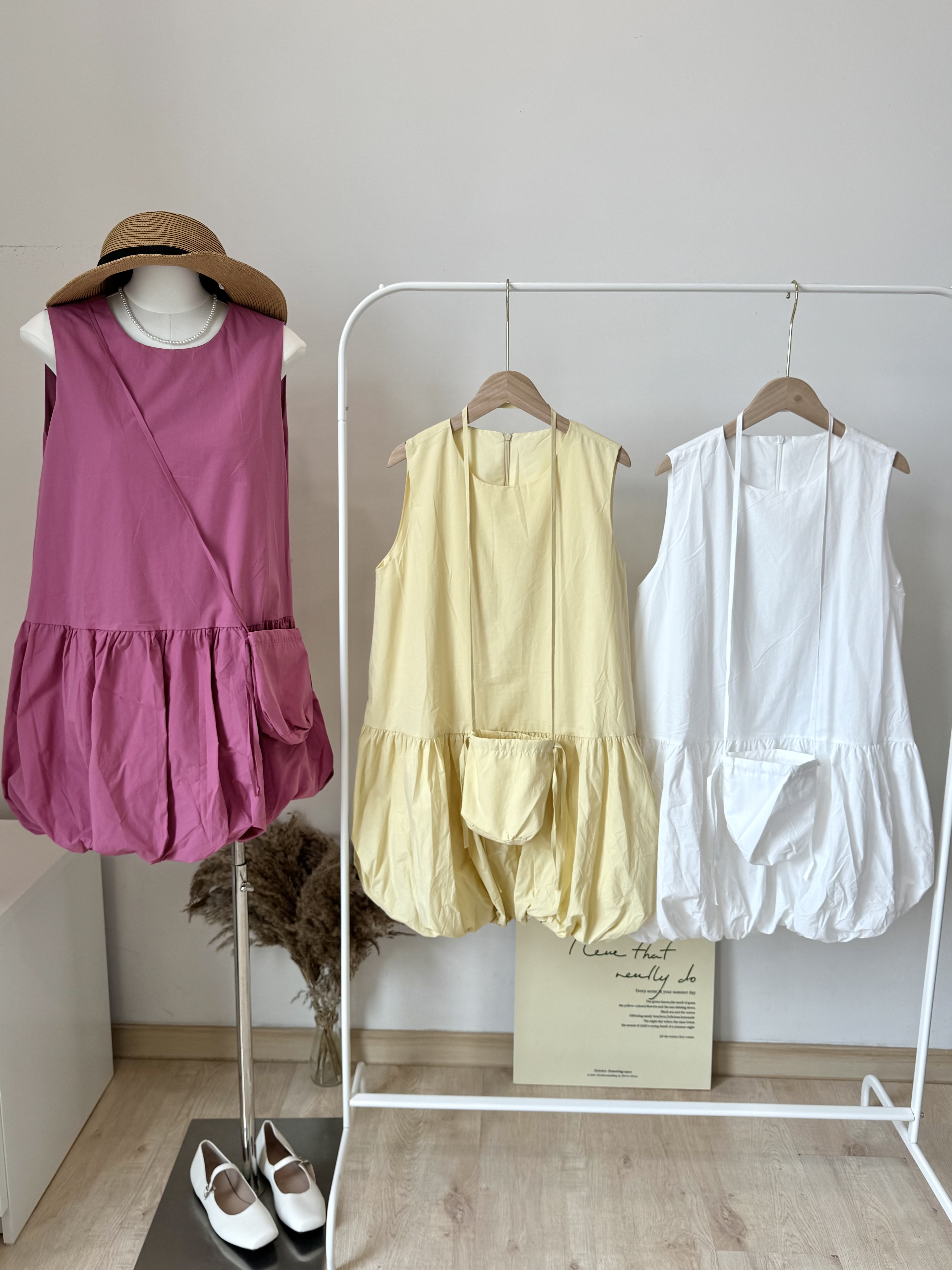 Agnes Puffy Dress free small crossbody bag 韩系减龄甜美背心花苞连衣裙配送🎁同色包包 ( 3 colours )