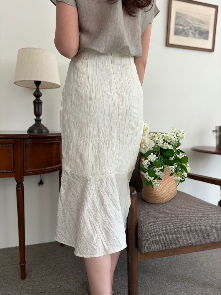 Crinkle Mermaid Skirt (Ivory)