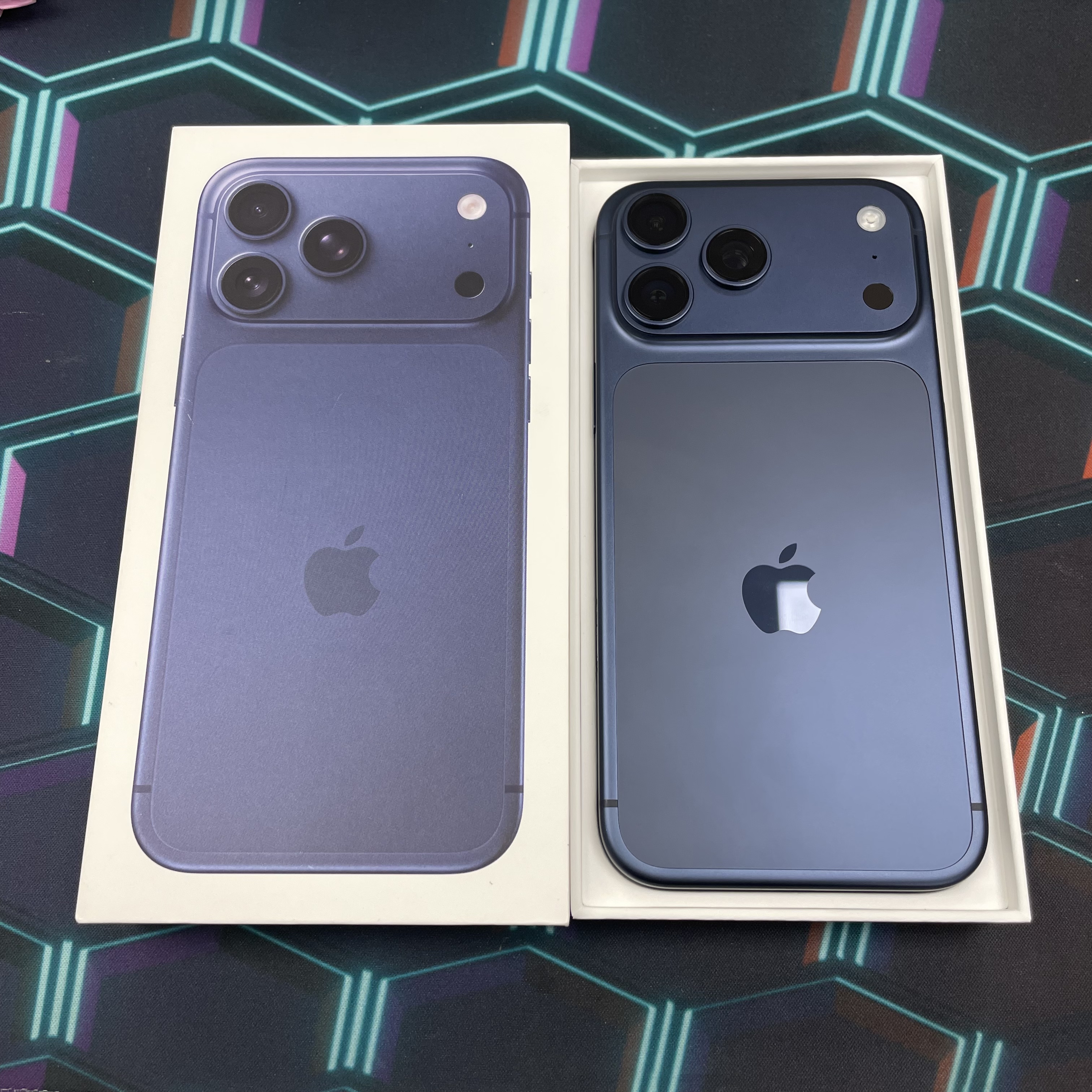 *6310 17 Promax 完美機 512GB 電100 藍色 blue