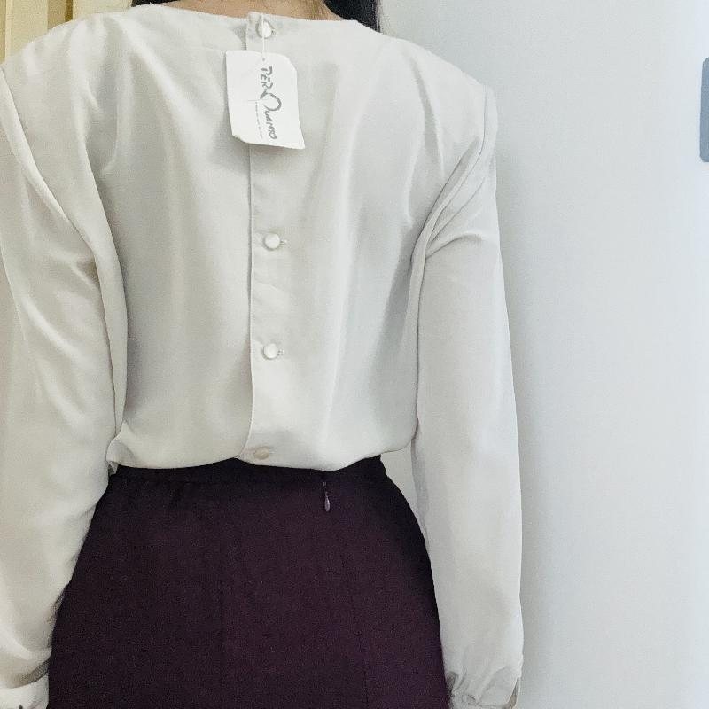 Vintage Japanese New Old Stock Embroidered Neckline Beige Blouse (MT1840)