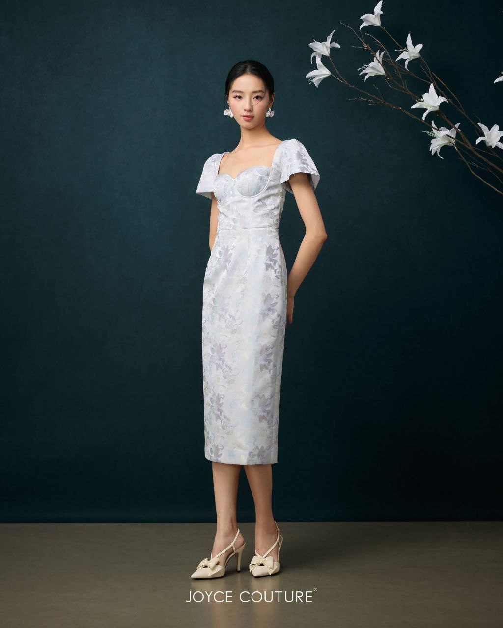 花卉方领连身裙 D0362