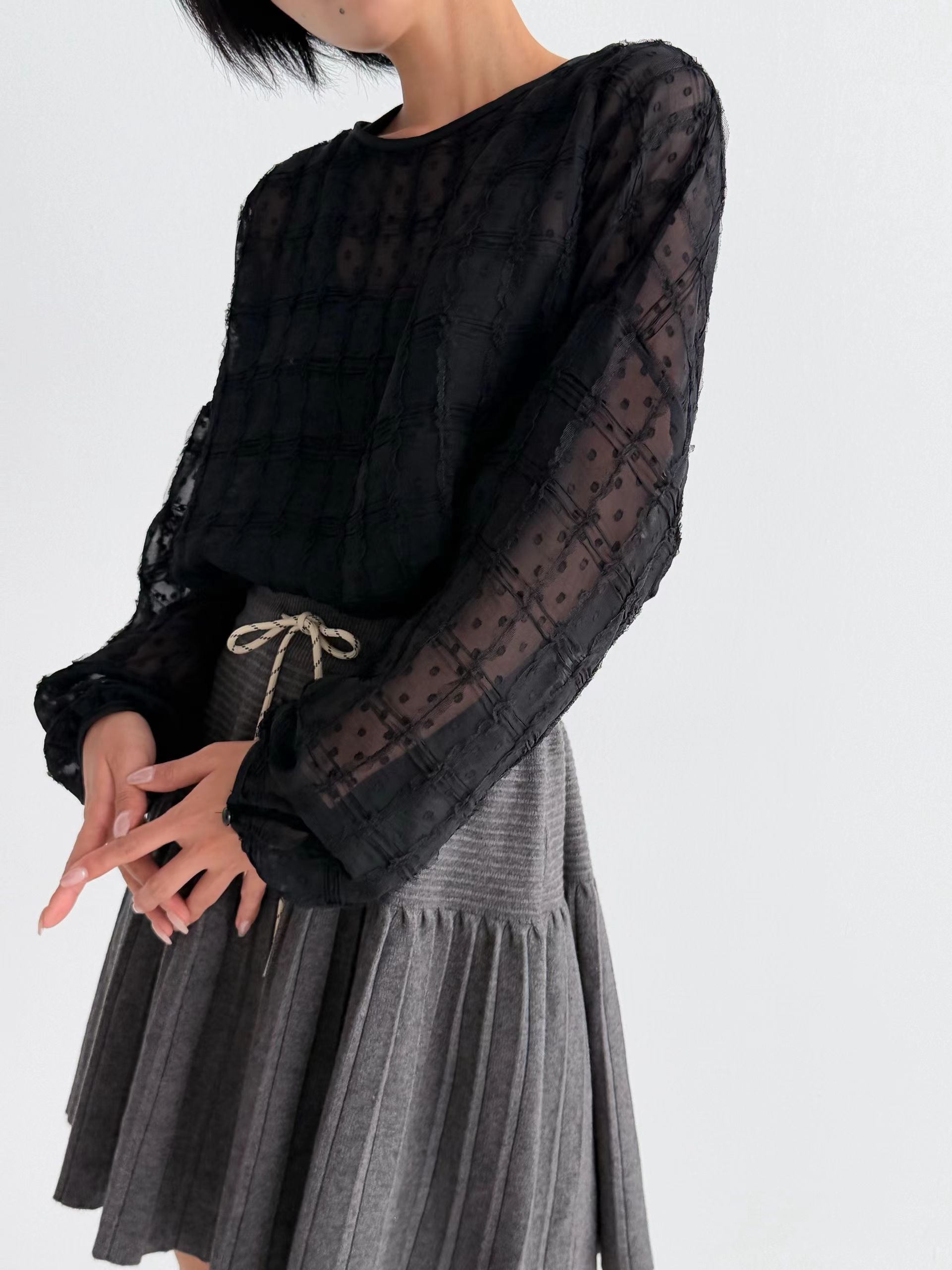 格仔波點立體花紋紗紗blouse 