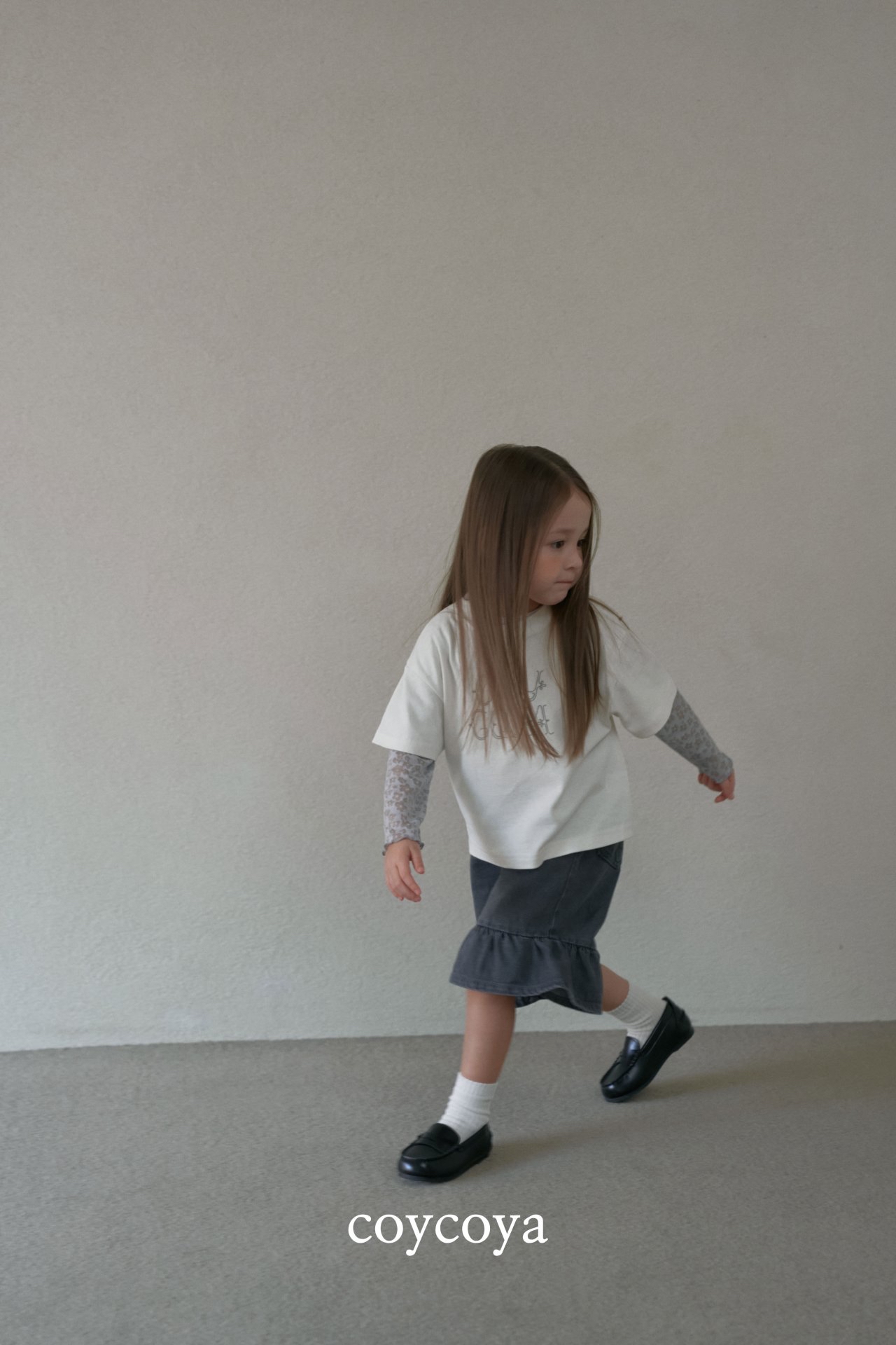 🌸預訂 韓國直送🌸🇰🇷COYCOYA兩色花卉薄紗袖長袖上衣