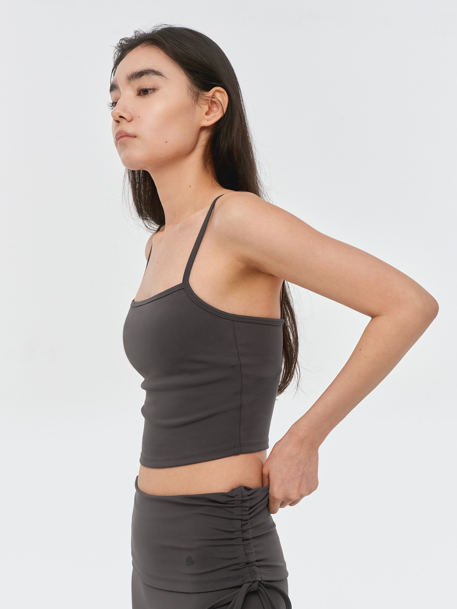 預購_Square Neck Crop Sleeveless by Conch