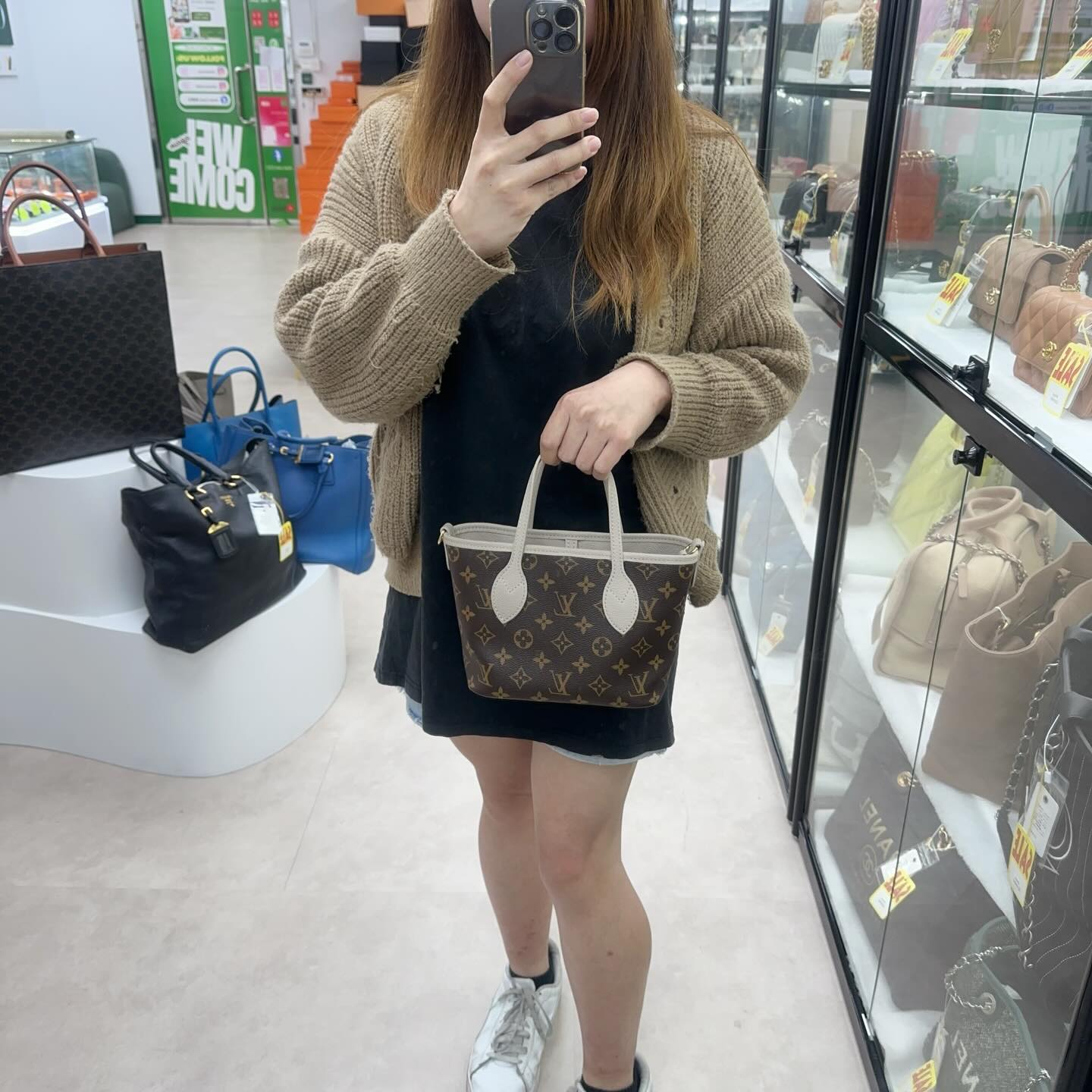 LV 🤍PRE OWNED NeverFull Inside Out BB 老花拼奶茶灰 晶片款🤎