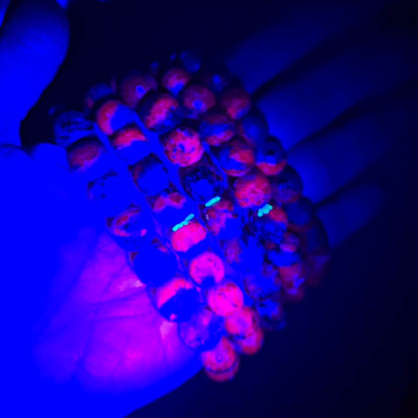 Faceted ruby zoisite bracelets with UV - JW79