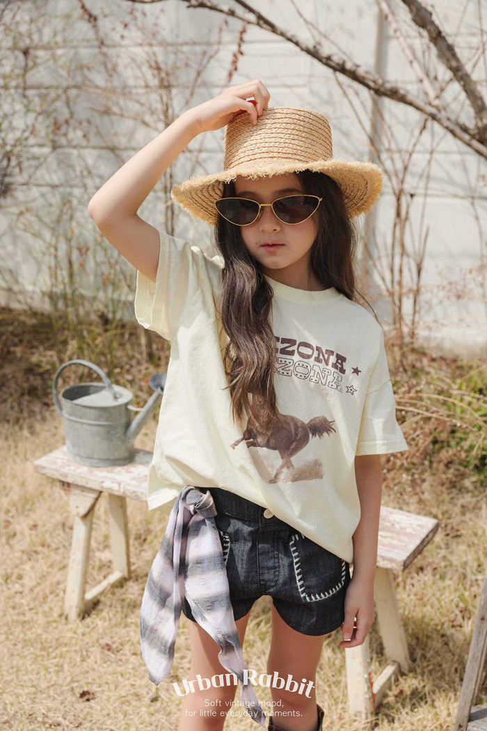 🇰🇷Urban Rabbit tee