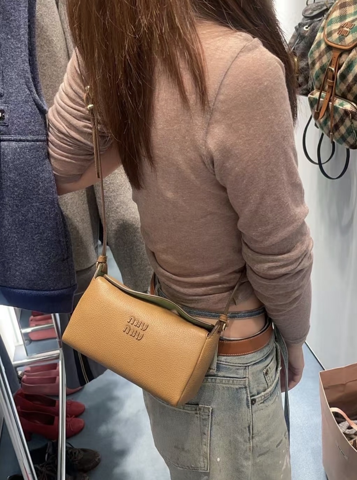 訂貨📮MIUMIU焦糖色斜揹袋 Size 18x10x7cm