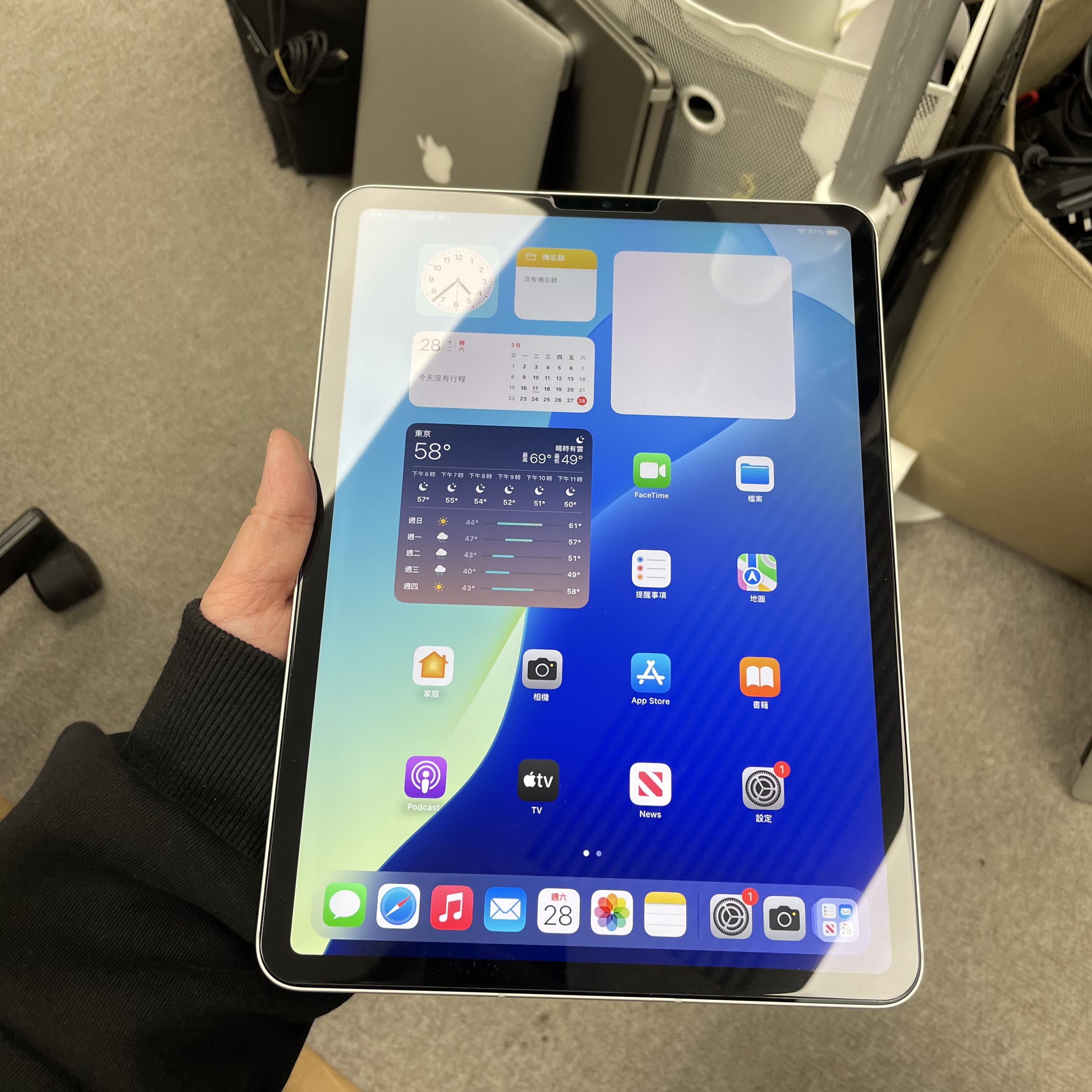 *4441 iPad Pro 4 11吋 M2 勁靚機 128GB 插卡版 銀色 sliver