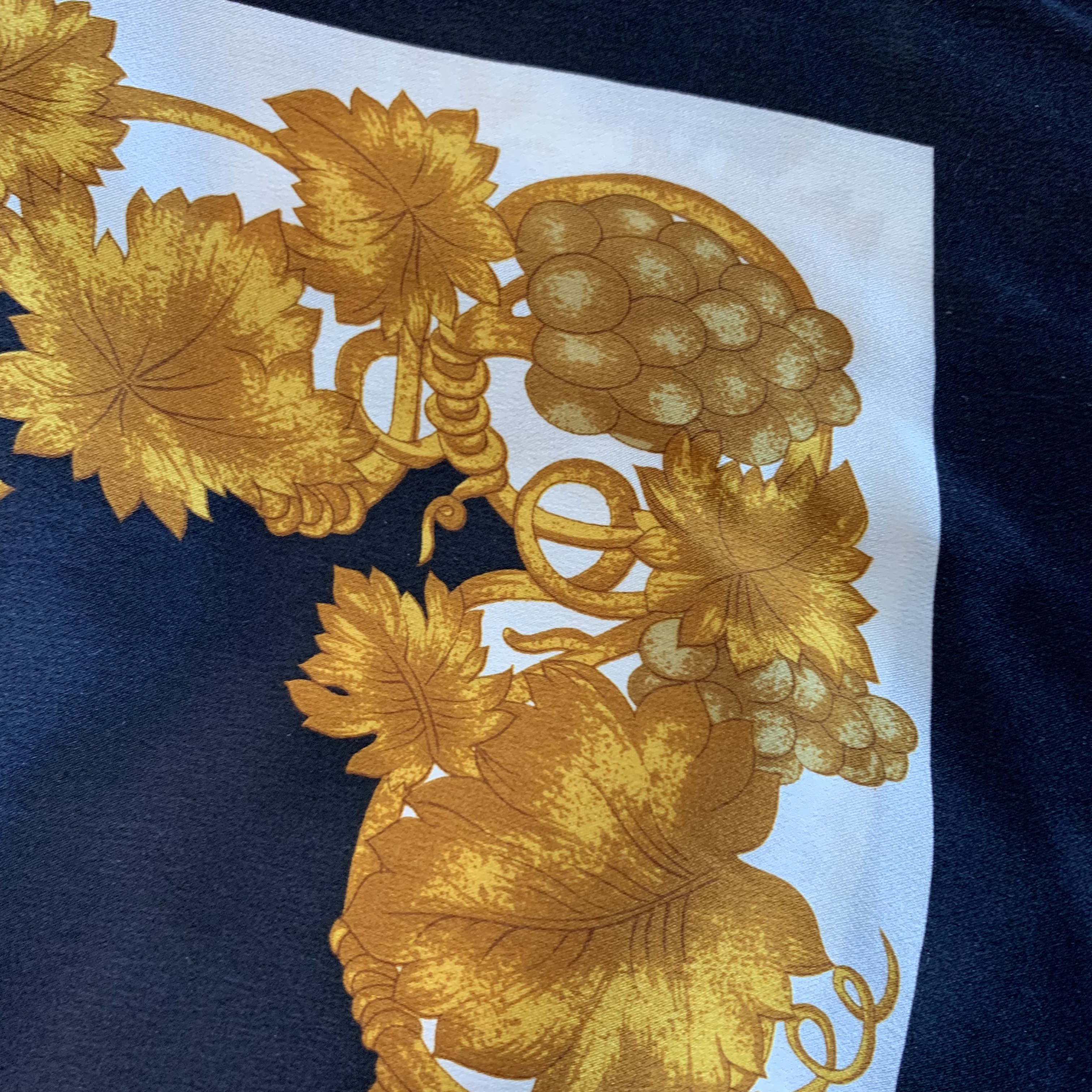 Vintagr Dior金色華麗花圈絲巾