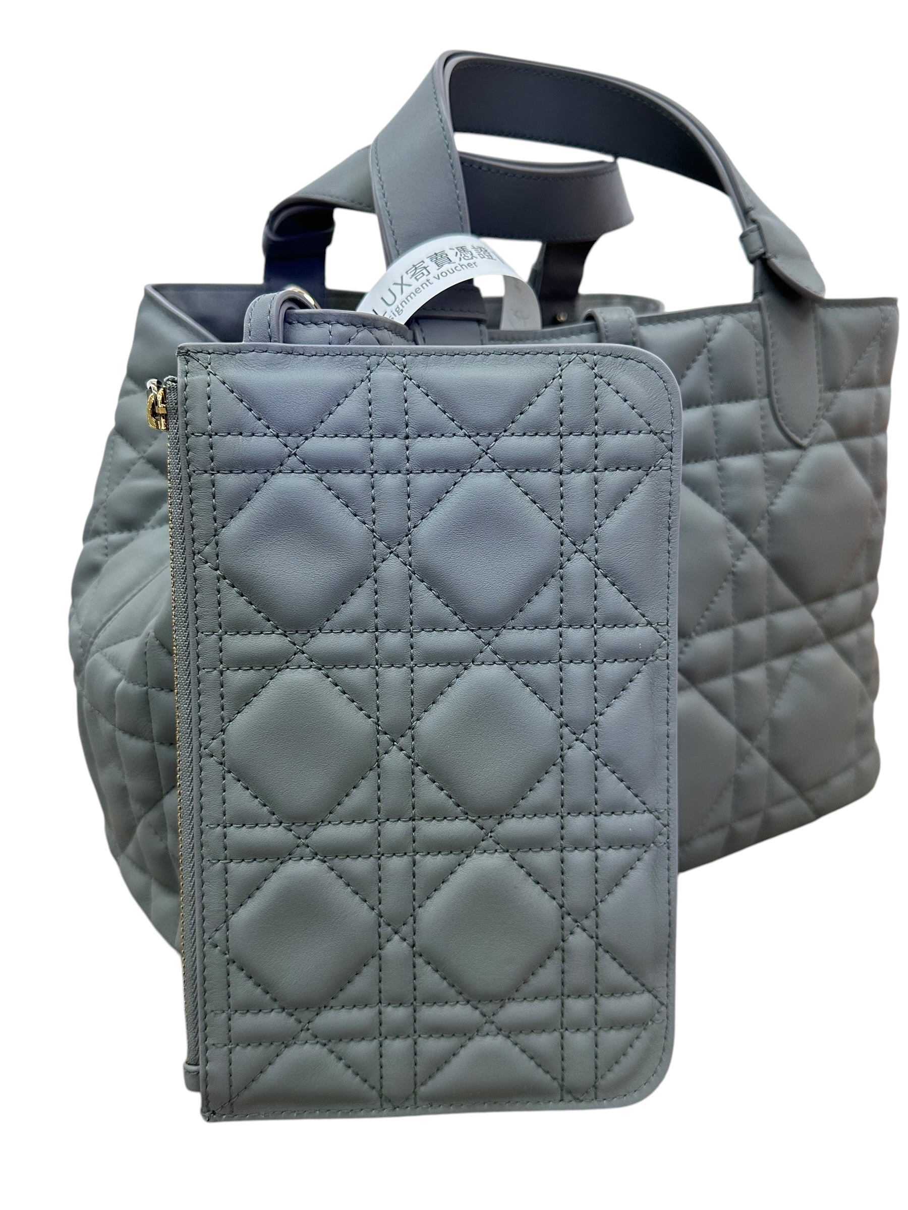Pre-owned Dior Toujours Bag / Product Code:  081120