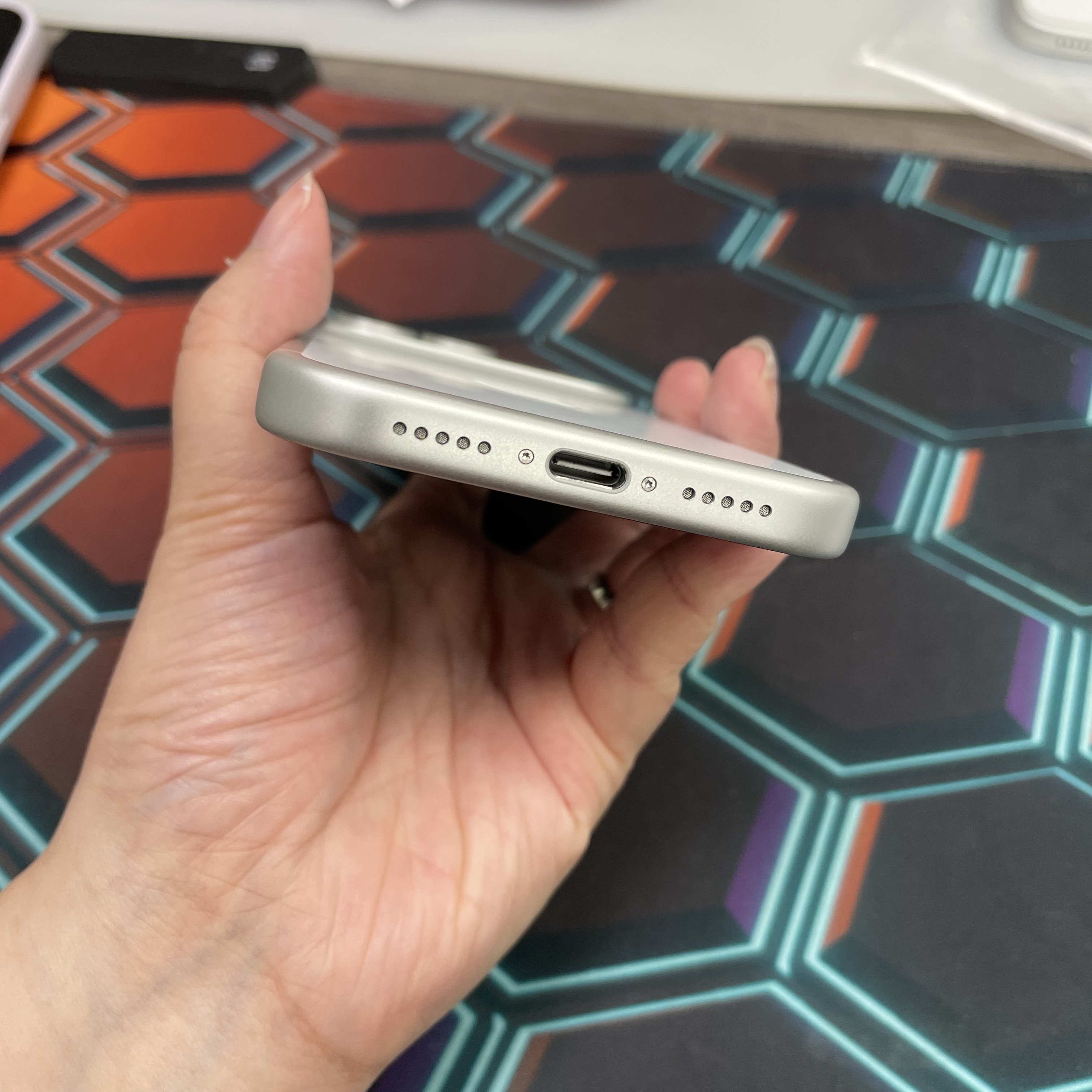 *8196 17 pro 完美機 512GB 電100 銀色 sliver