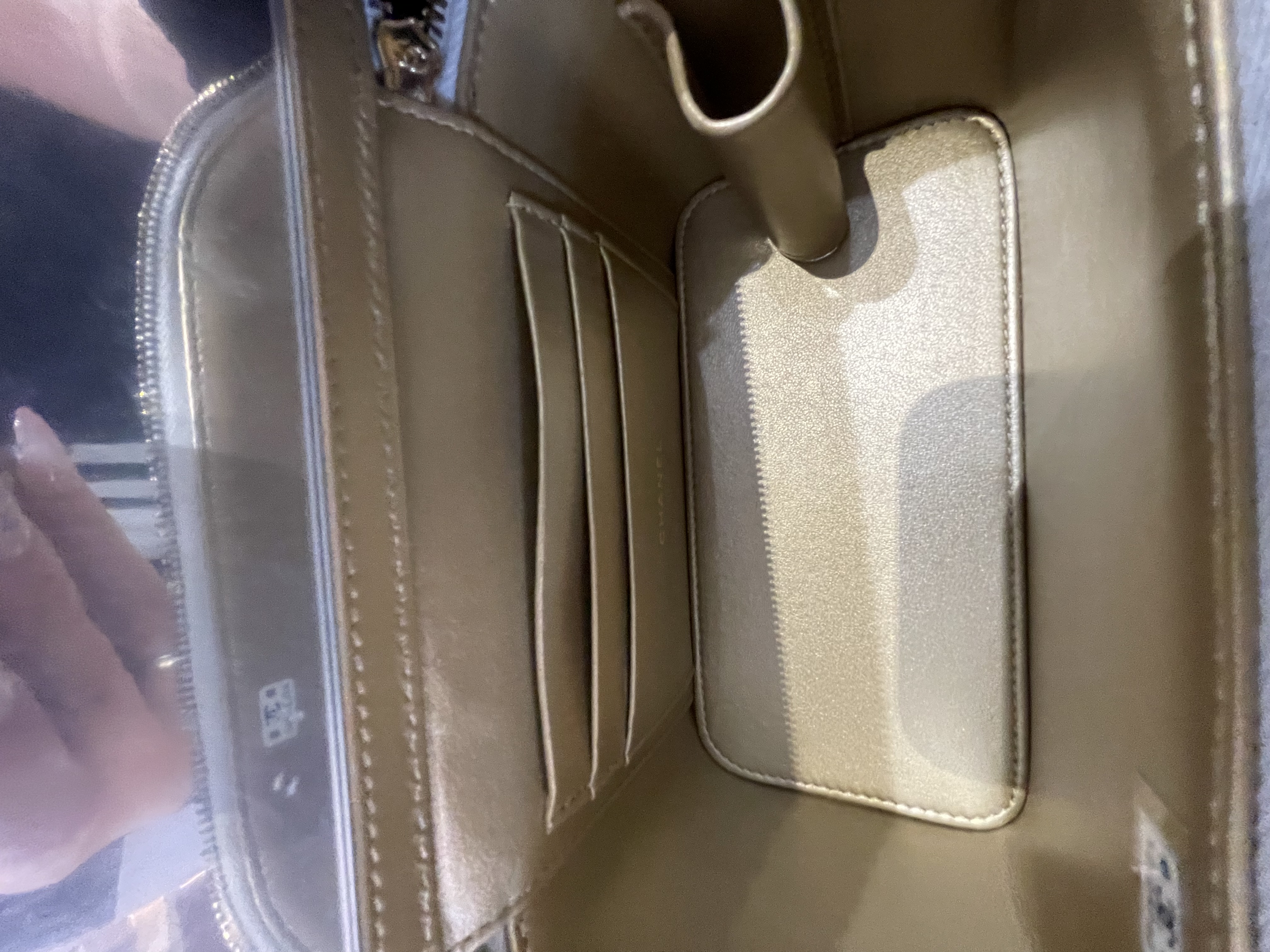 直播貨品 |  [1個-$100 2個-$300］JJ07