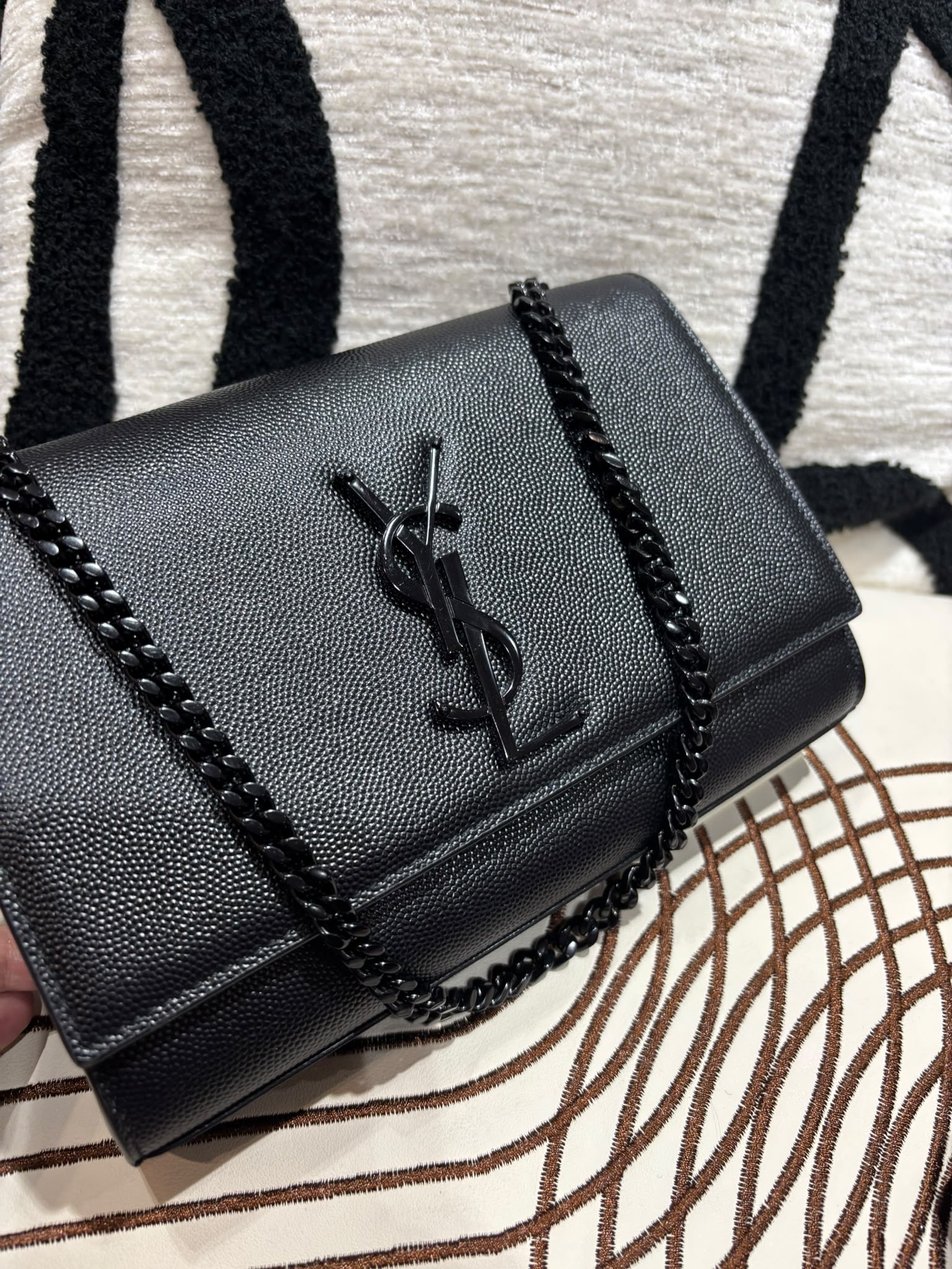 YSL Kate small  Black Caviar flap so black 20cm YSL FLAP 100%Authentic, 99%new  ✅Certificate ✅dust bag 