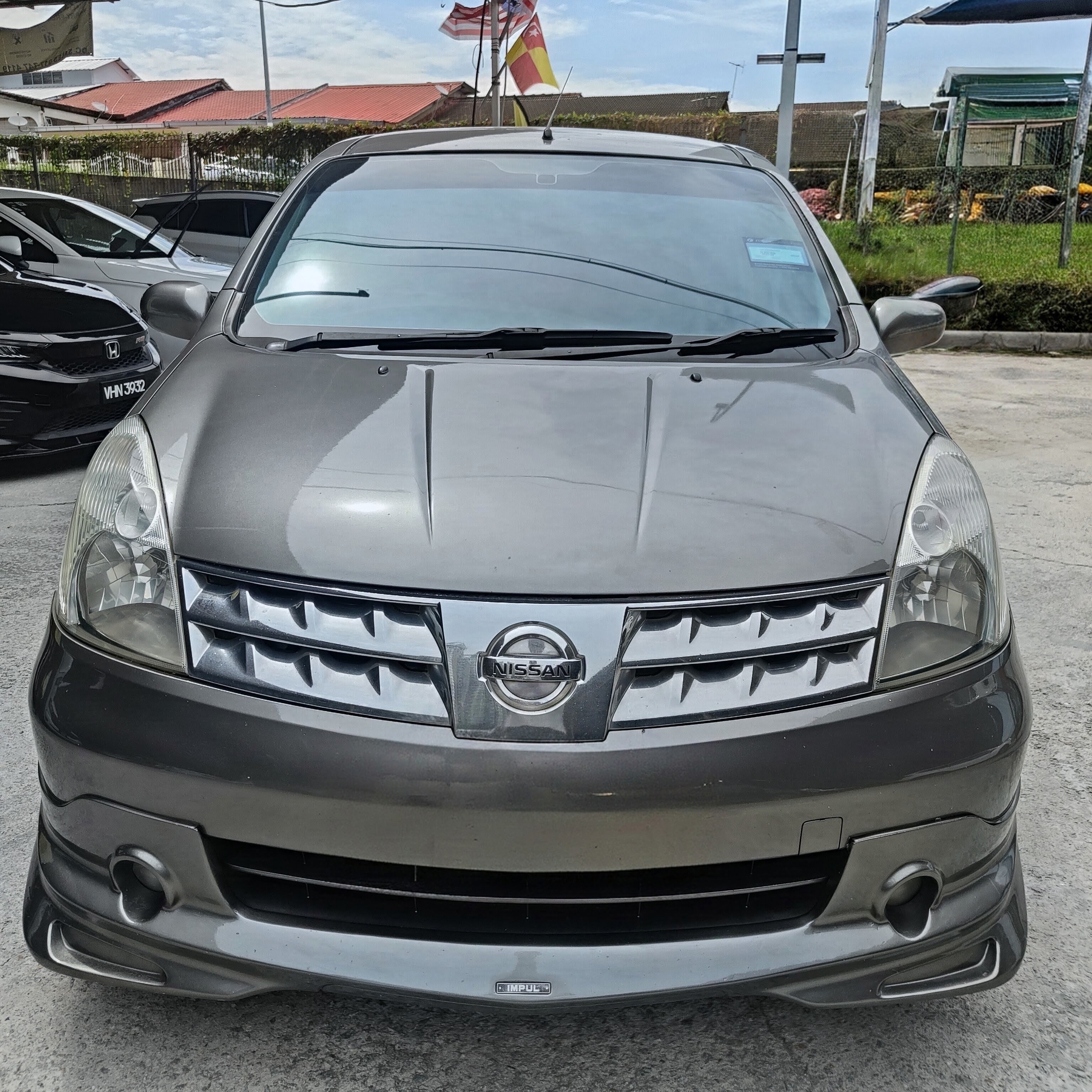 2009 NISSAN GRAND LIVINA 1.8 