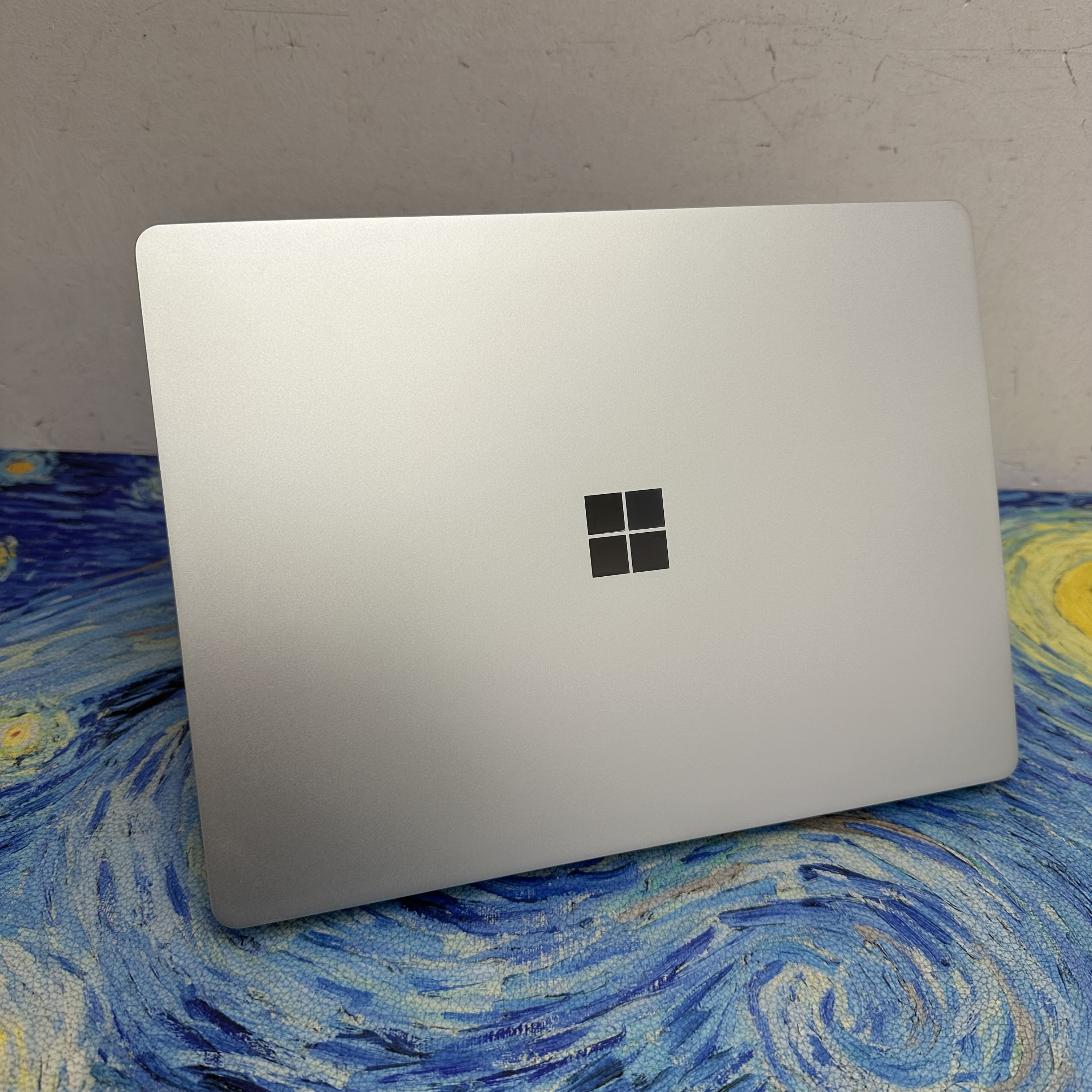 Microsoft Surface Laptop GO 12.4吋/i5-1035G1/16GB Ram/256GB SSD/Touch Mon/超輕薄/ Laptop / Notebook / PC /文書機/ Movie / Netflix / Disney + / Office 