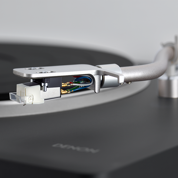 Denon DP-500BT Premium semi-automatic Hi-Fi Turntable with Bluetooth