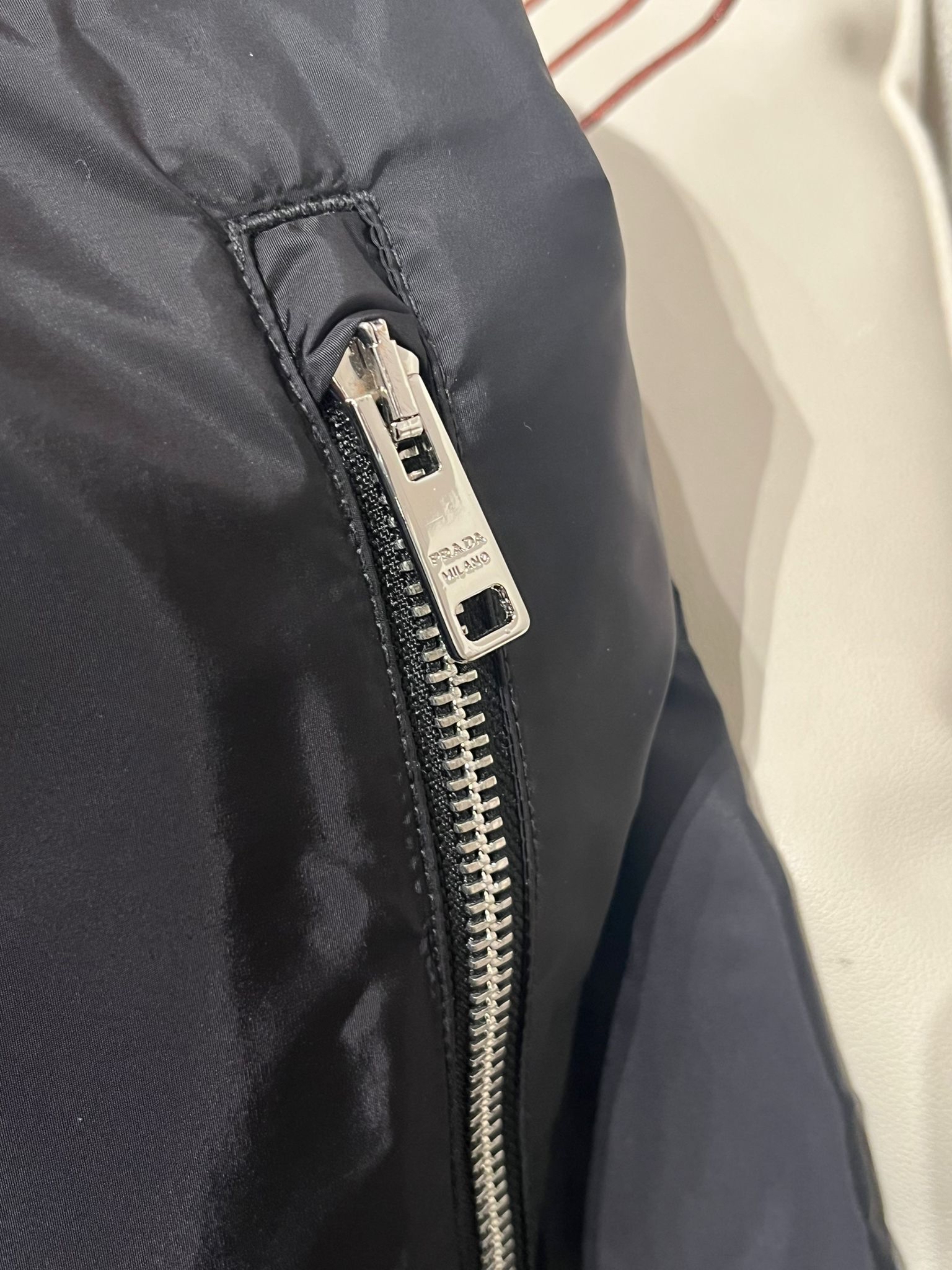 Prada nylon 拉鍊背心,Size: 50 100%Authentic, 98%new 