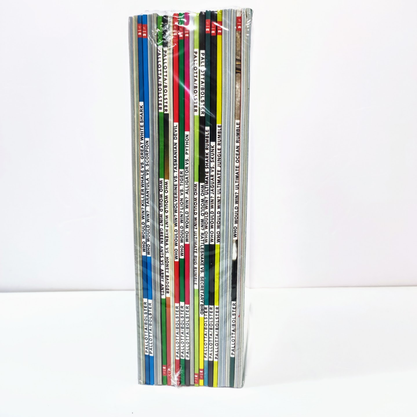 Who Would Win 24 books  對決猜猜誰會贏 全套24本 |Scholastic  S241