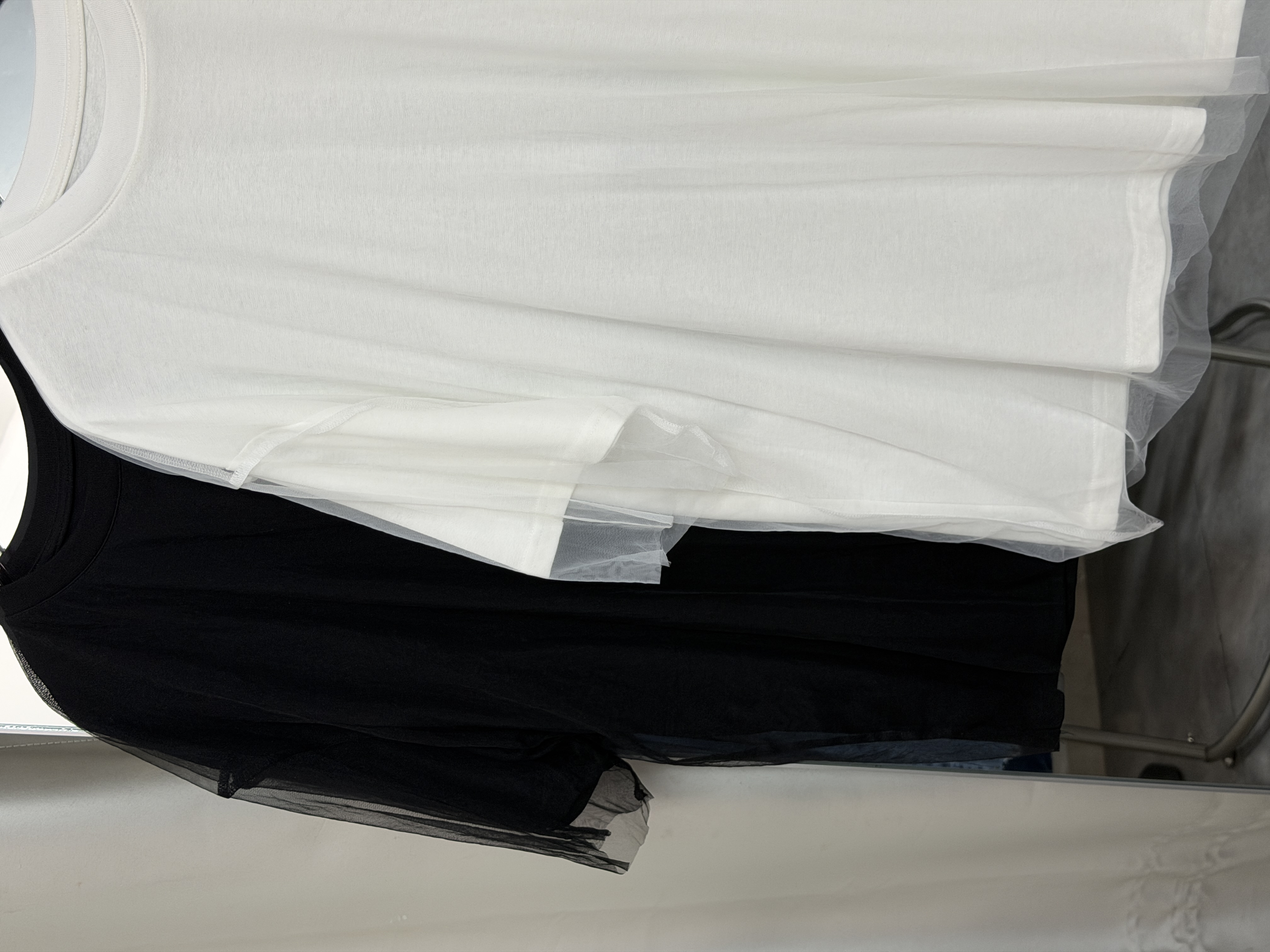 透視感網紗拼接寬鬆T恤