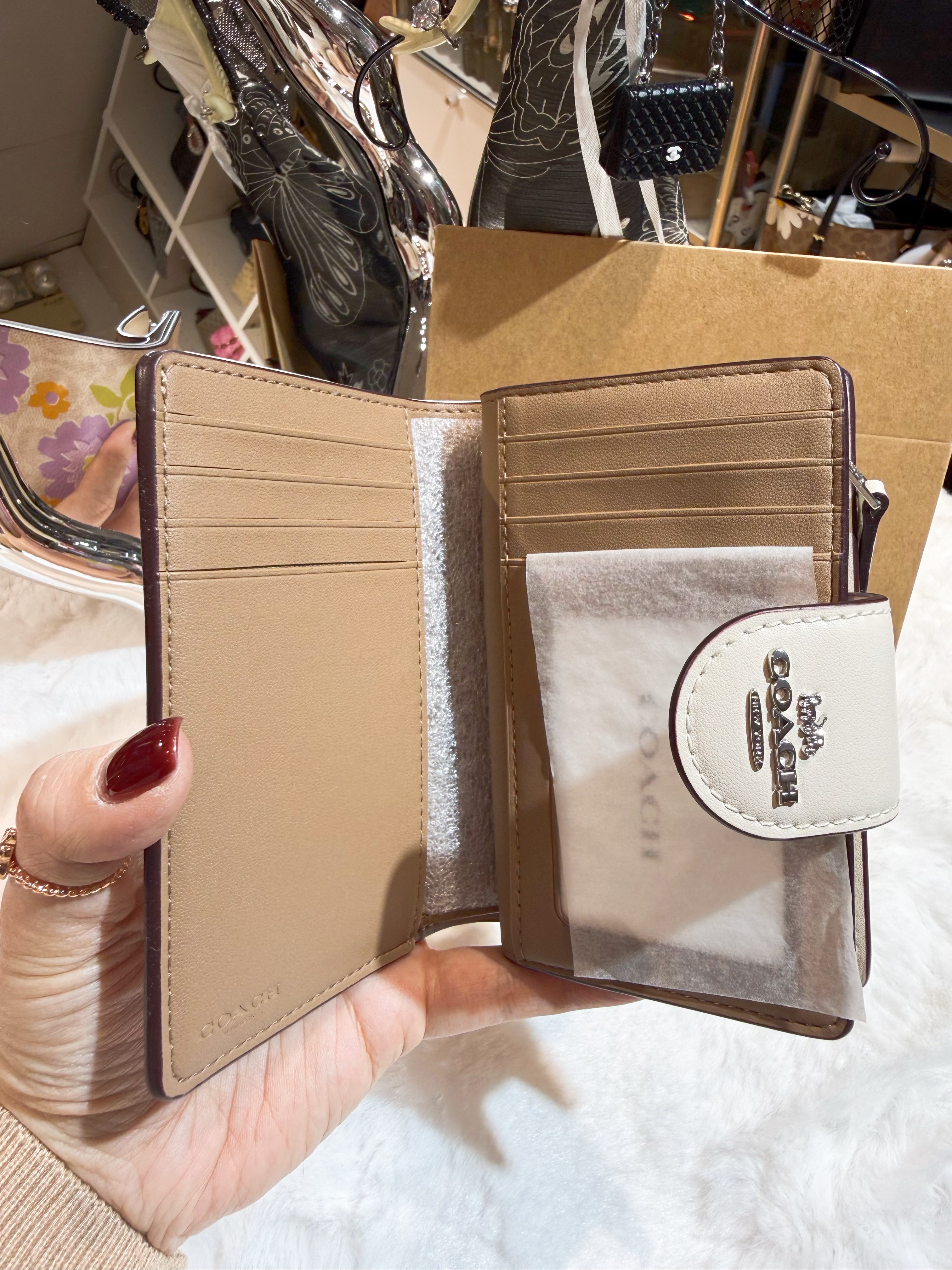 Coach medium wallet flora/purple