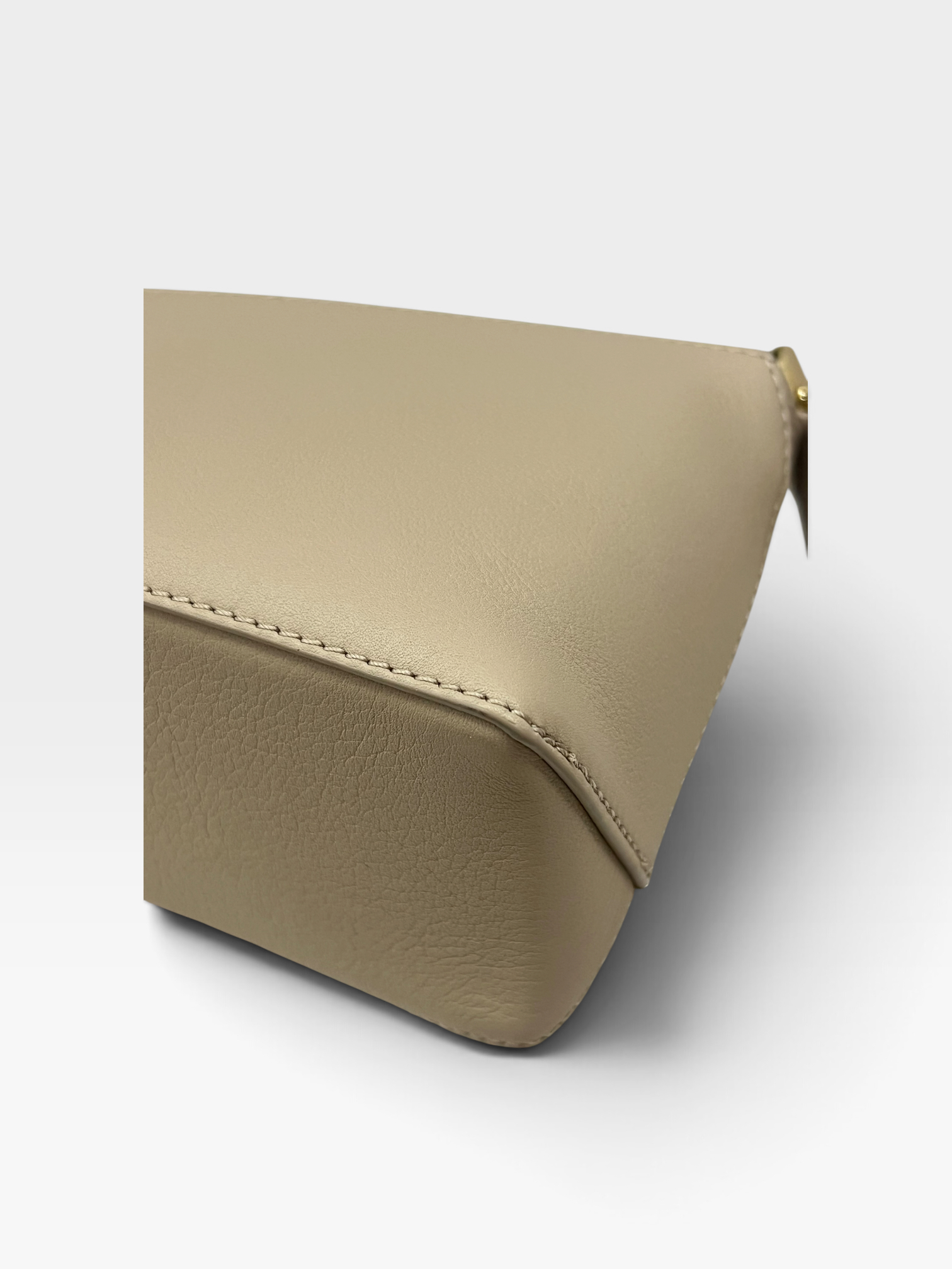 Pre-Owned LOEWE Mini Puzzle Bag / Product Code: 090404