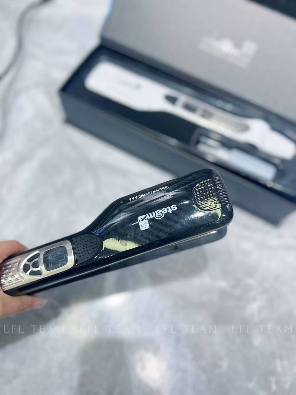 P985 蒸汽护发直发器