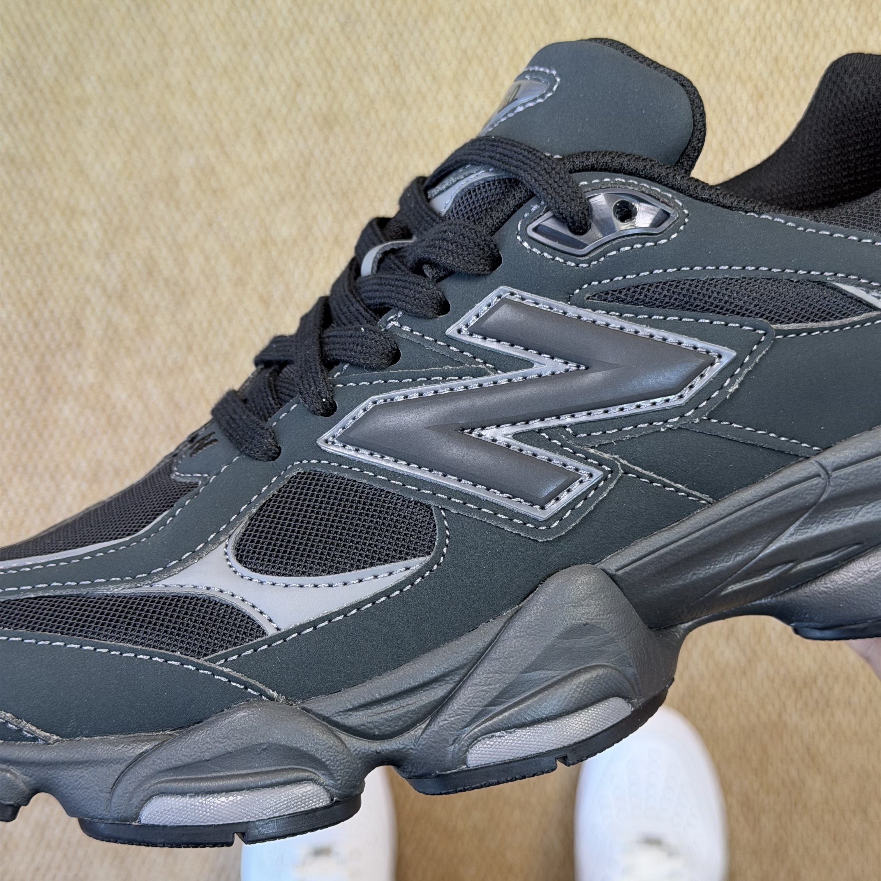 New Balance 9060 U906079E