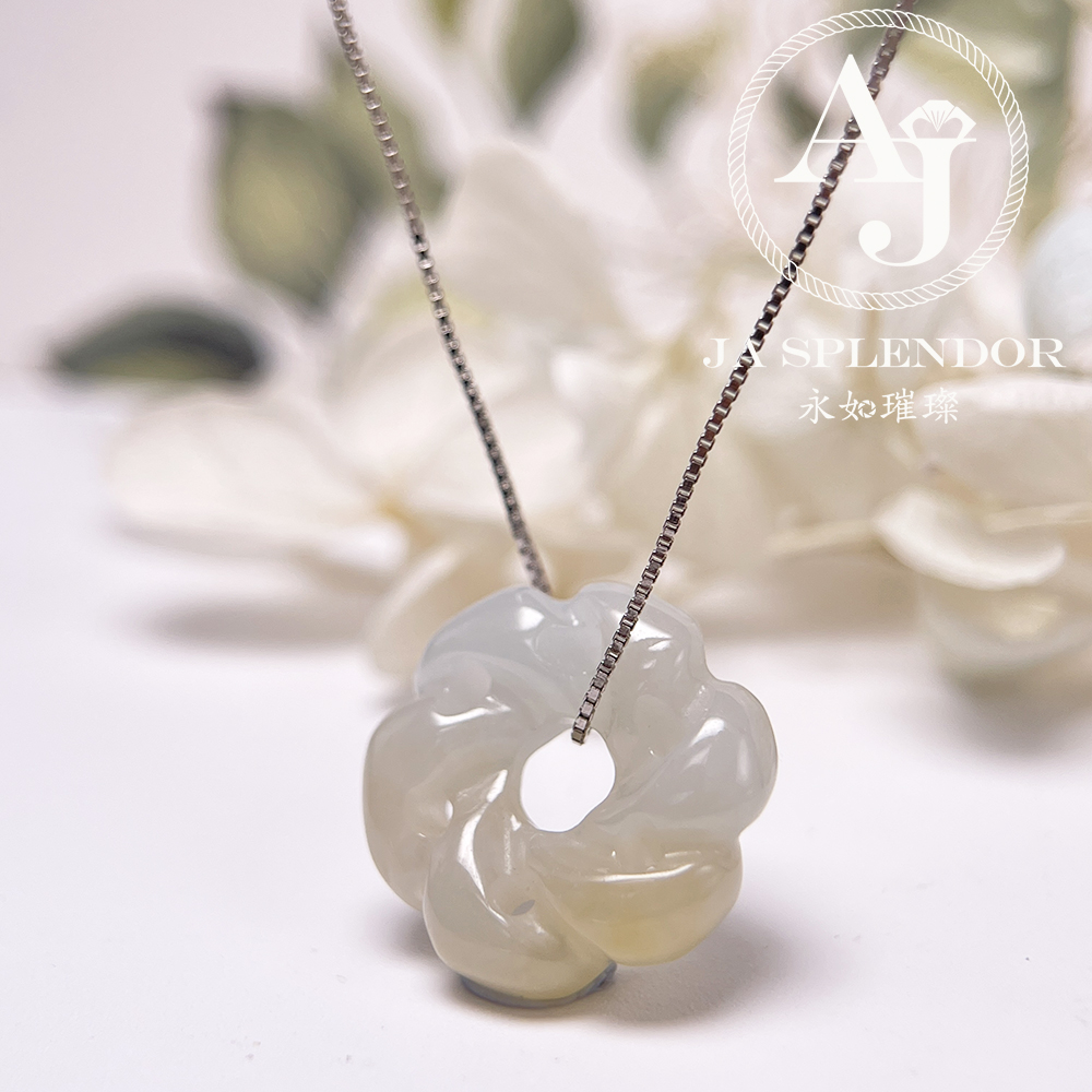 JN-2731 天然翡翠A玉-糖環花開富貴立體雕花吊墜（送銀鏈）