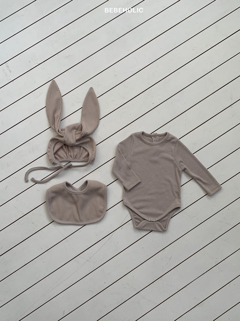 🌸預訂 韓國直送🌸🇰🇷BEBEHOLIC四色兔仔帽包屁衣圍兜三件套裝