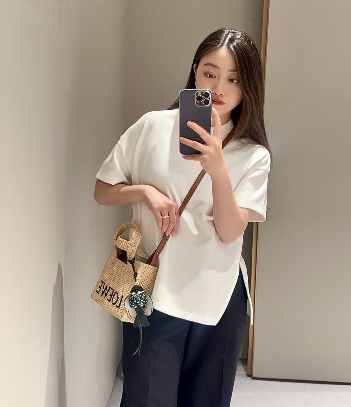 限時優惠✨訂貨🍒Loewe Mini Font bag Size 19x16x6.5cm