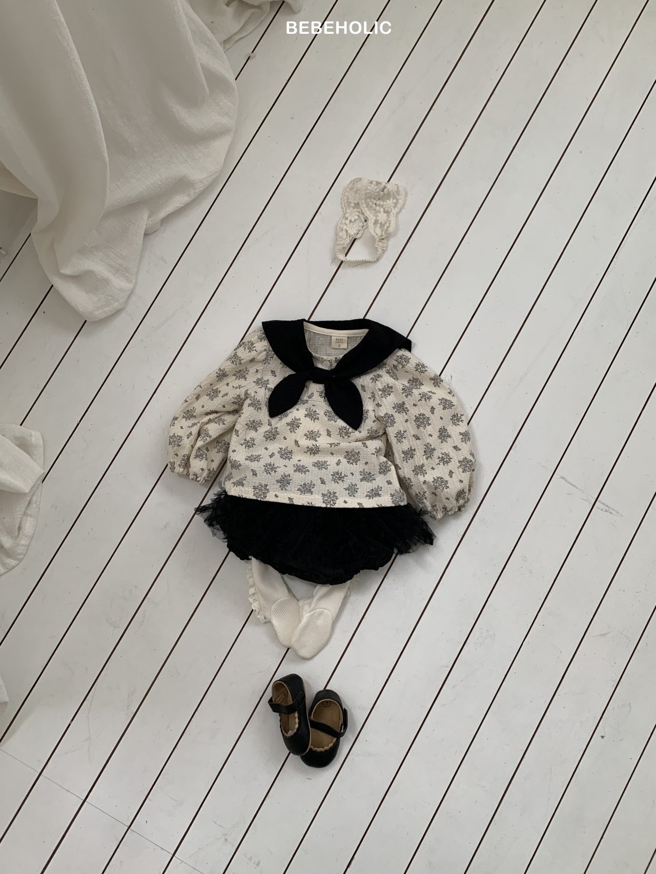 🌸預訂 韓國直送🌸🇰🇷BEBEHOLIC兩色花卉圖案領巾長袖上衣