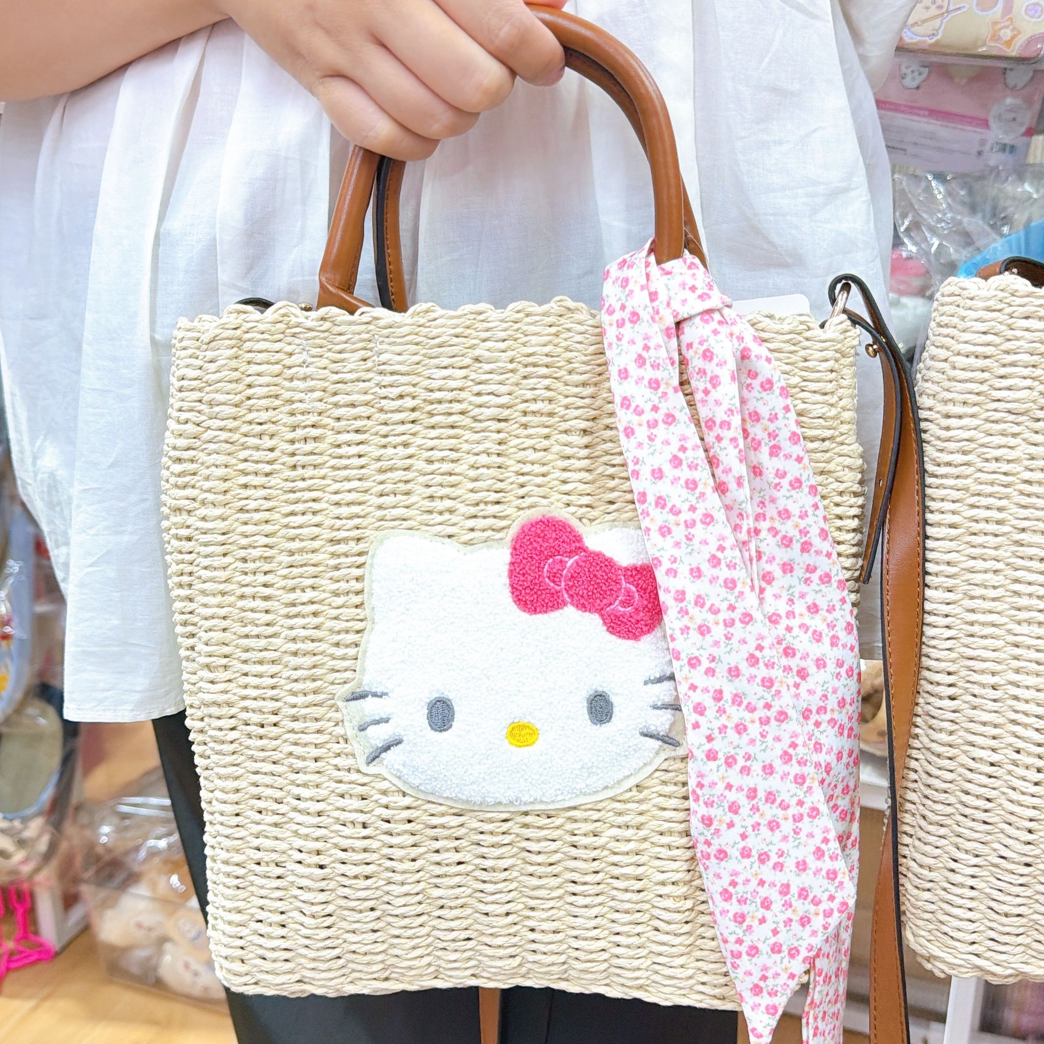 日本直送日本版新款Sanrio Hello Kitty Melody Marron cream 藤織斜孭袋手挽袋