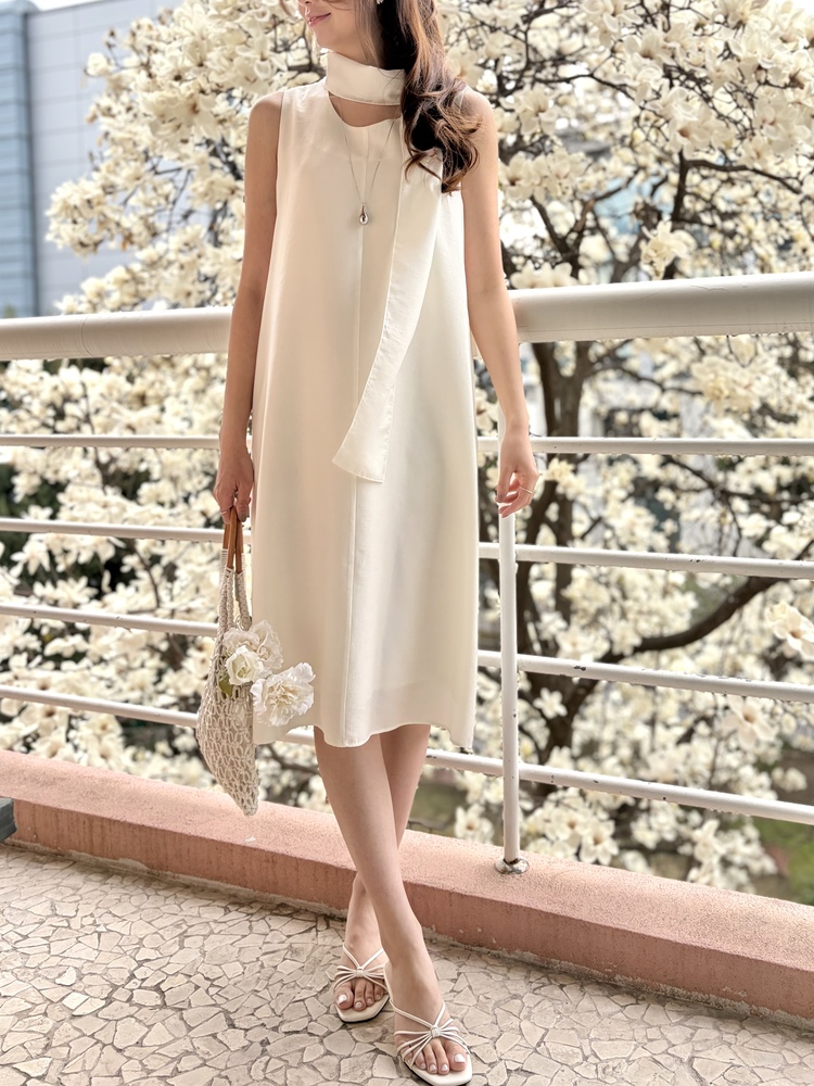 The Flowy Scarf-Detail Dress (Ivory)
